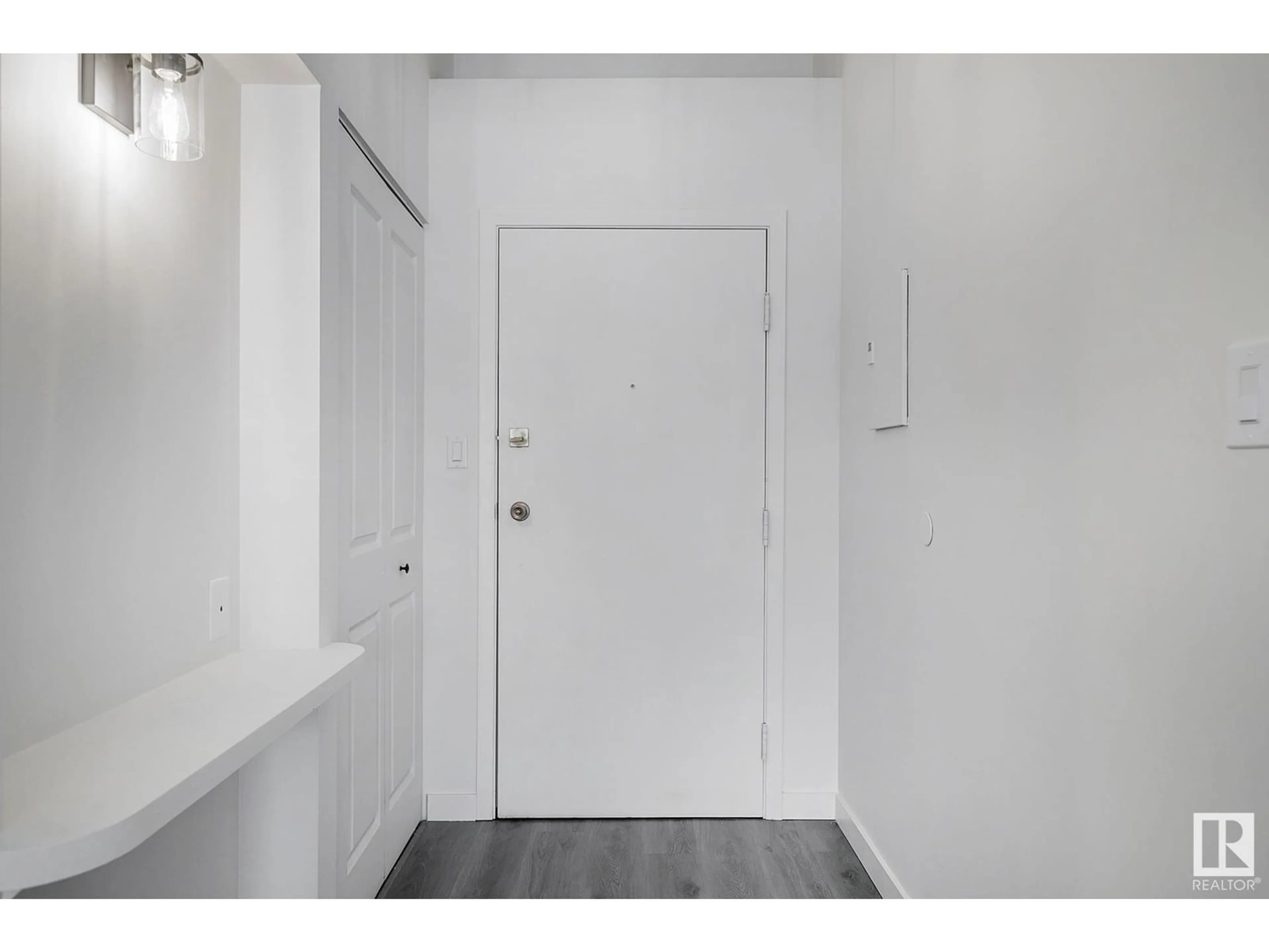 Indoor entryway, not visible floor for #434 4404 122 ST NW, Edmonton Alberta T6J4A9