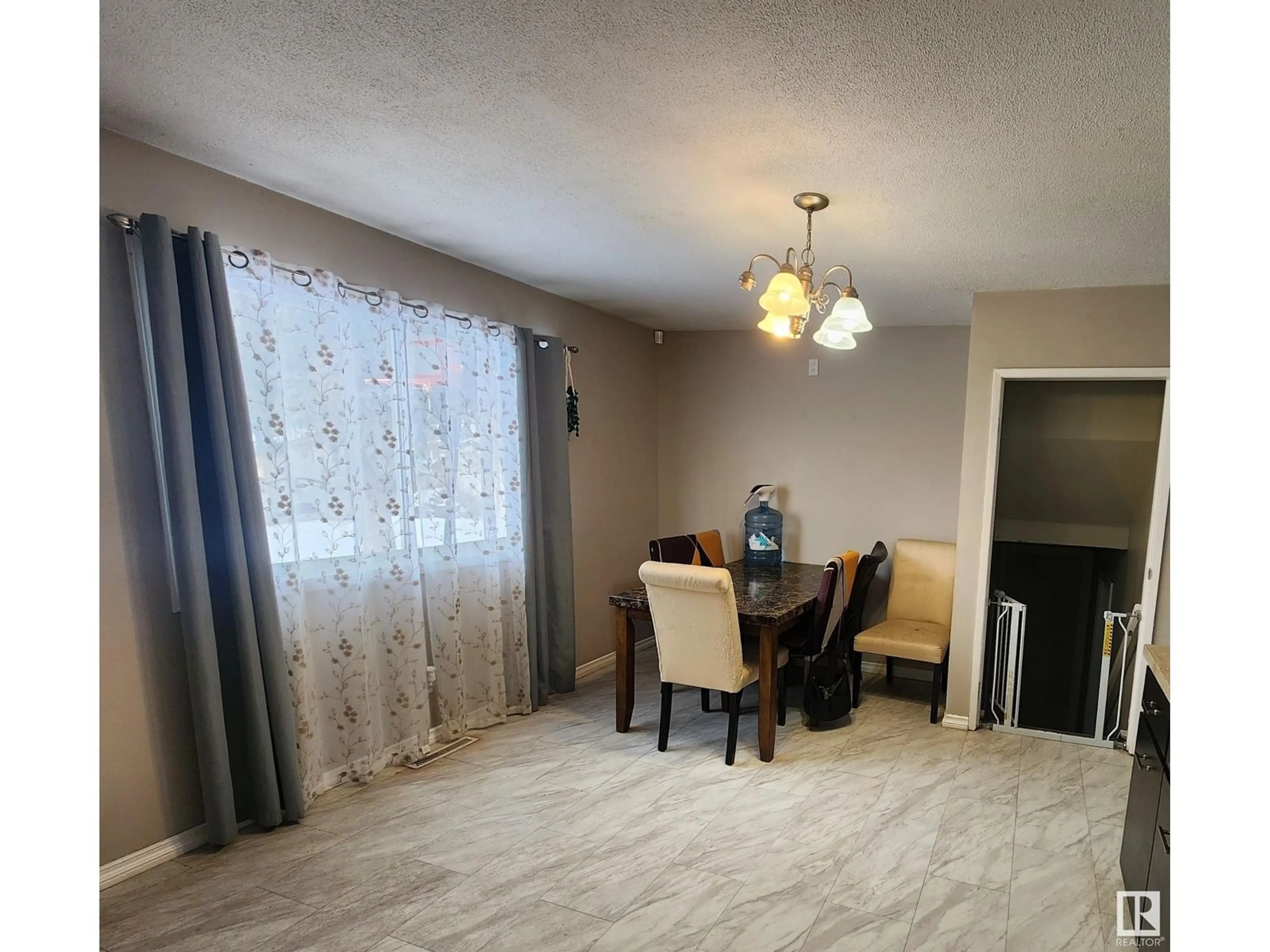A pic of a room for 5114 52 ST, Bonnyville Town Alberta T9N2B2