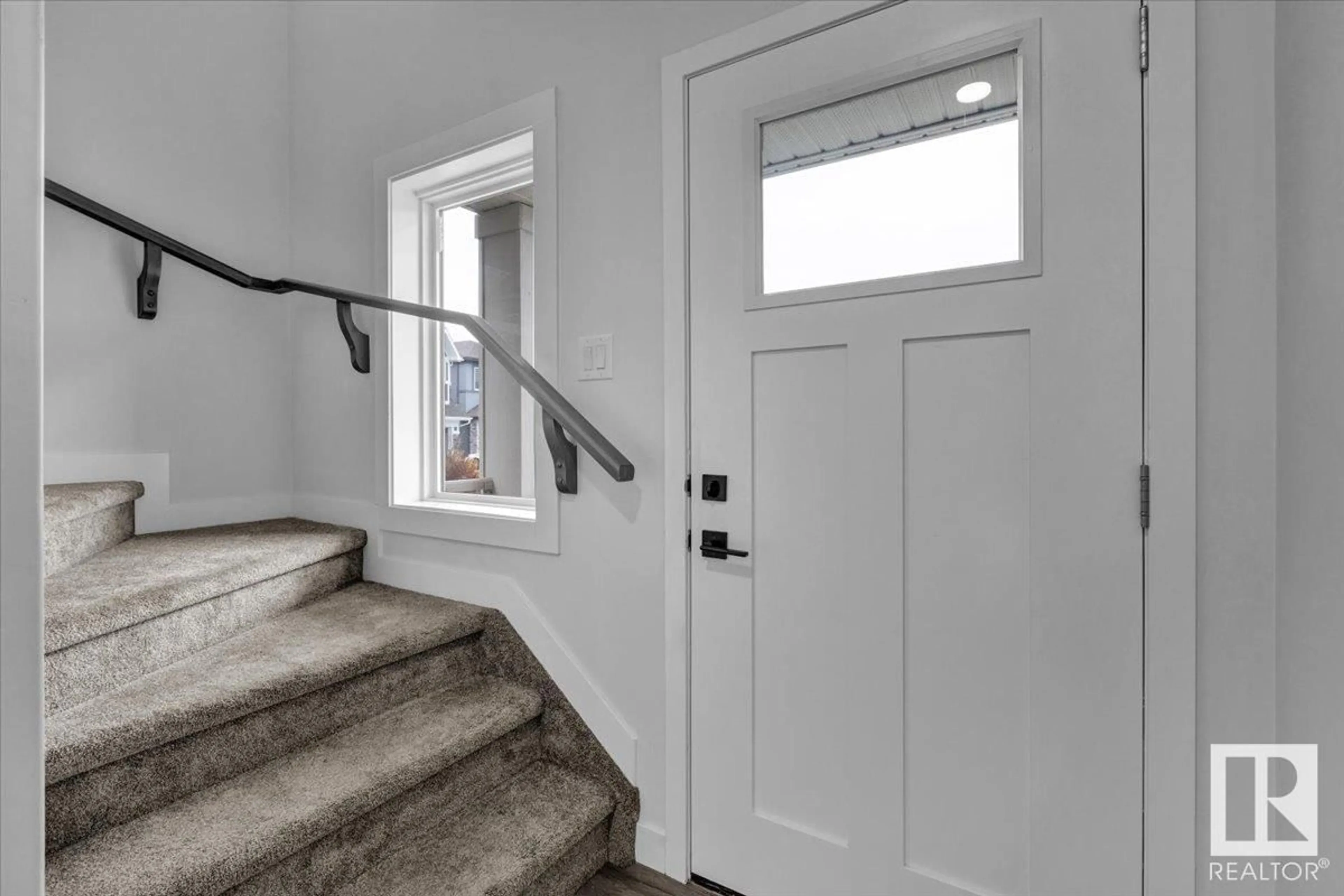 Indoor entryway, wood floors for 912 174 ST SW, Edmonton Alberta T6W3V3