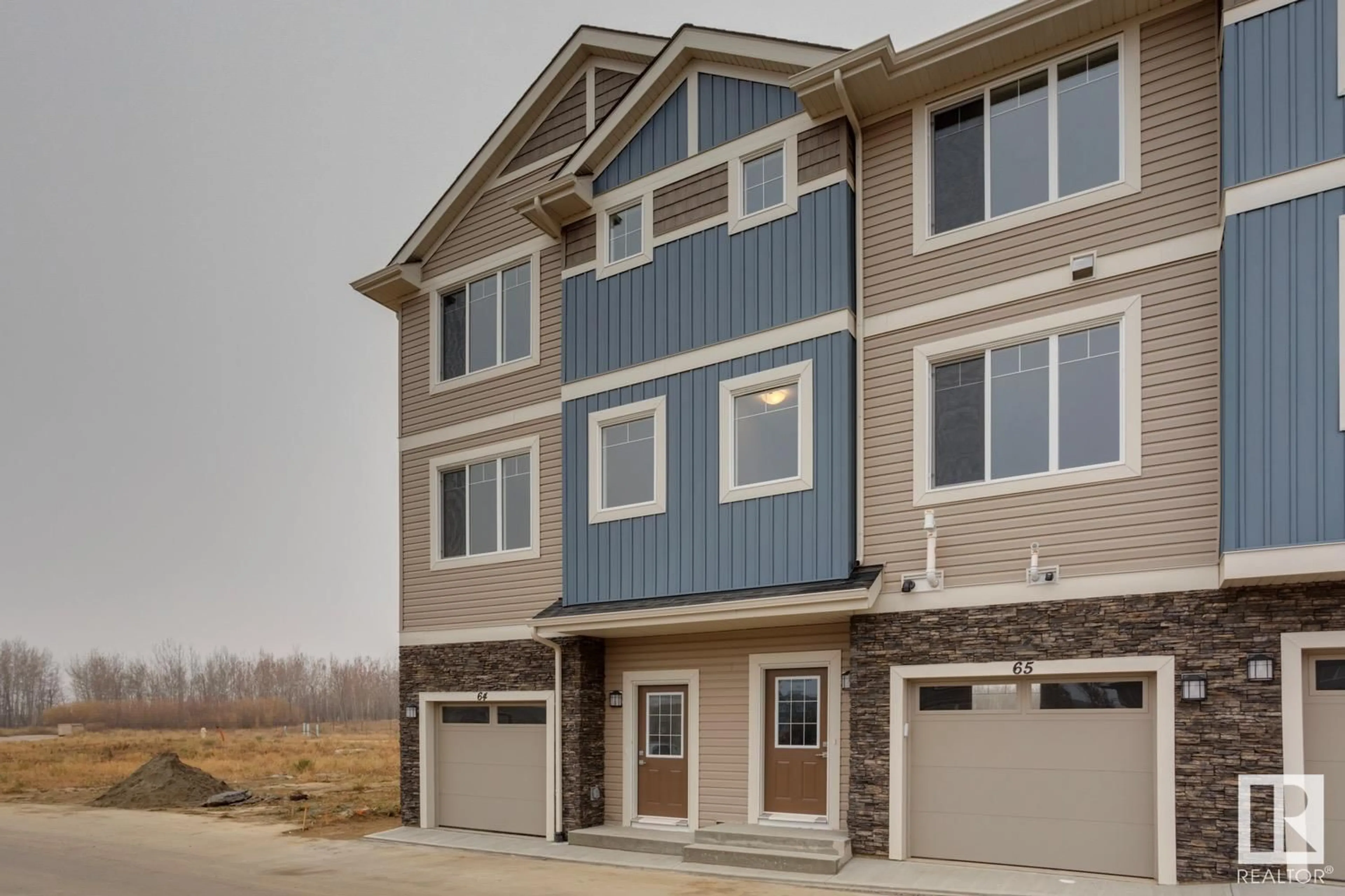 A pic from exterior of the house or condo, the front or back of building for #60 13139 205 ST NW, Edmonton Alberta T5S0N1