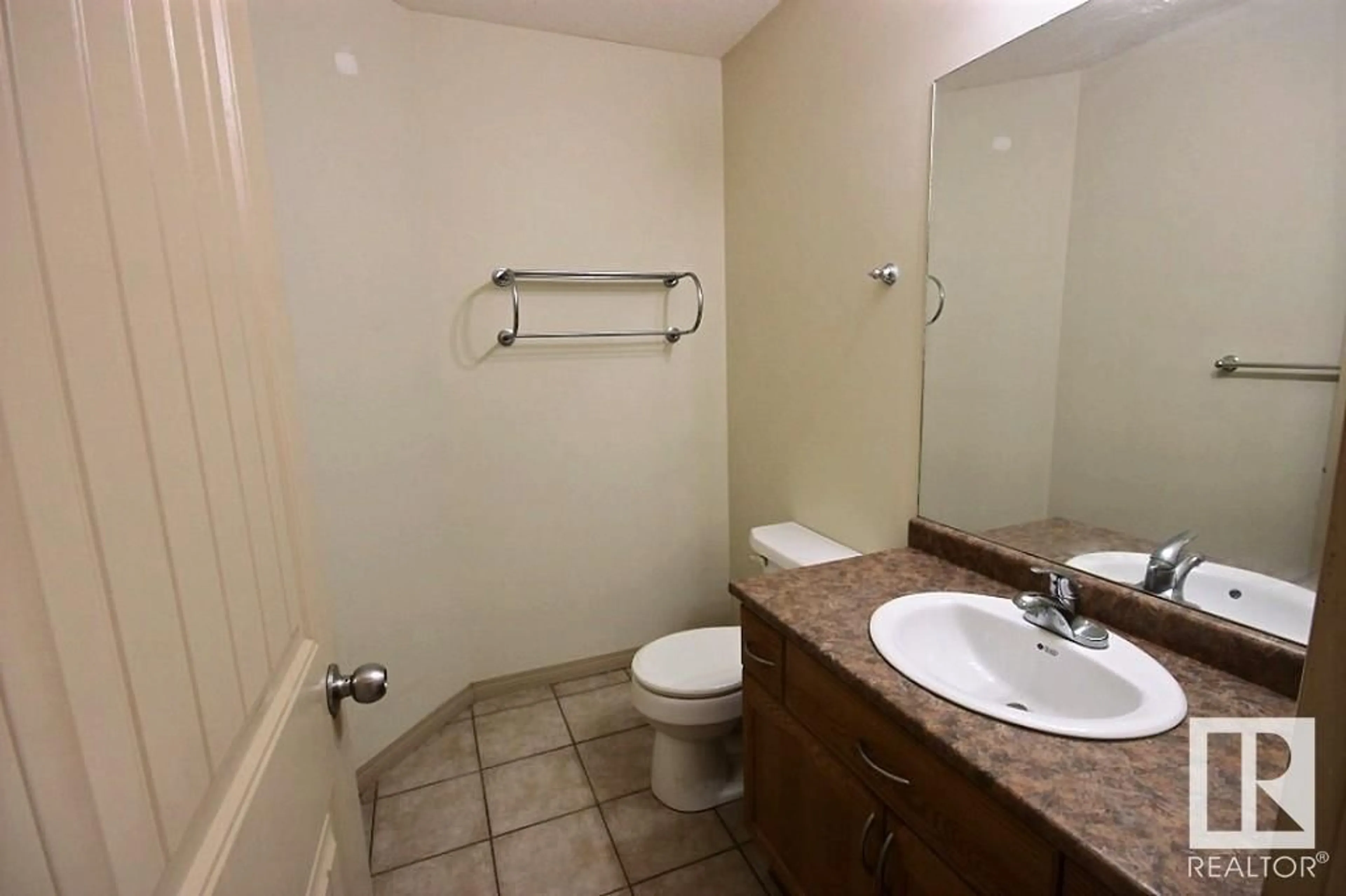 Standard bathroom, not visible floor for 12828 126 ST NW, Edmonton Alberta T5L0Y1