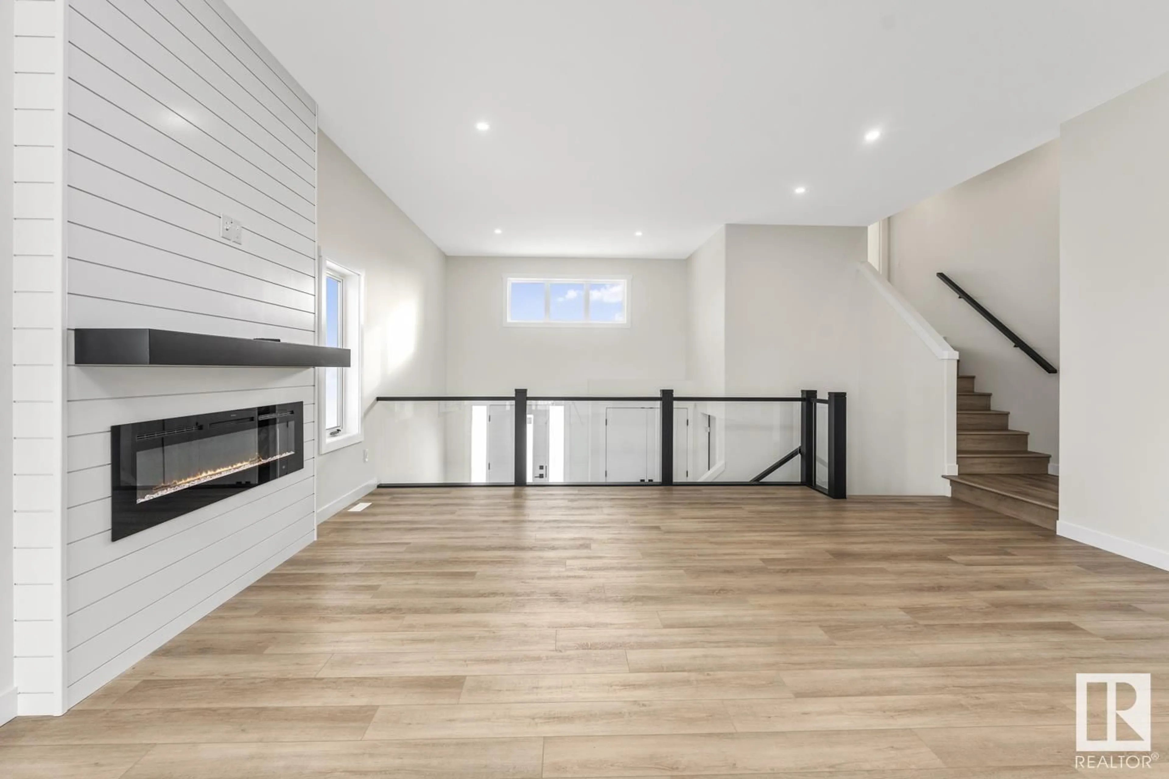 Unknown for 324 FUNDY WY, Cold Lake Alberta T9M0M4