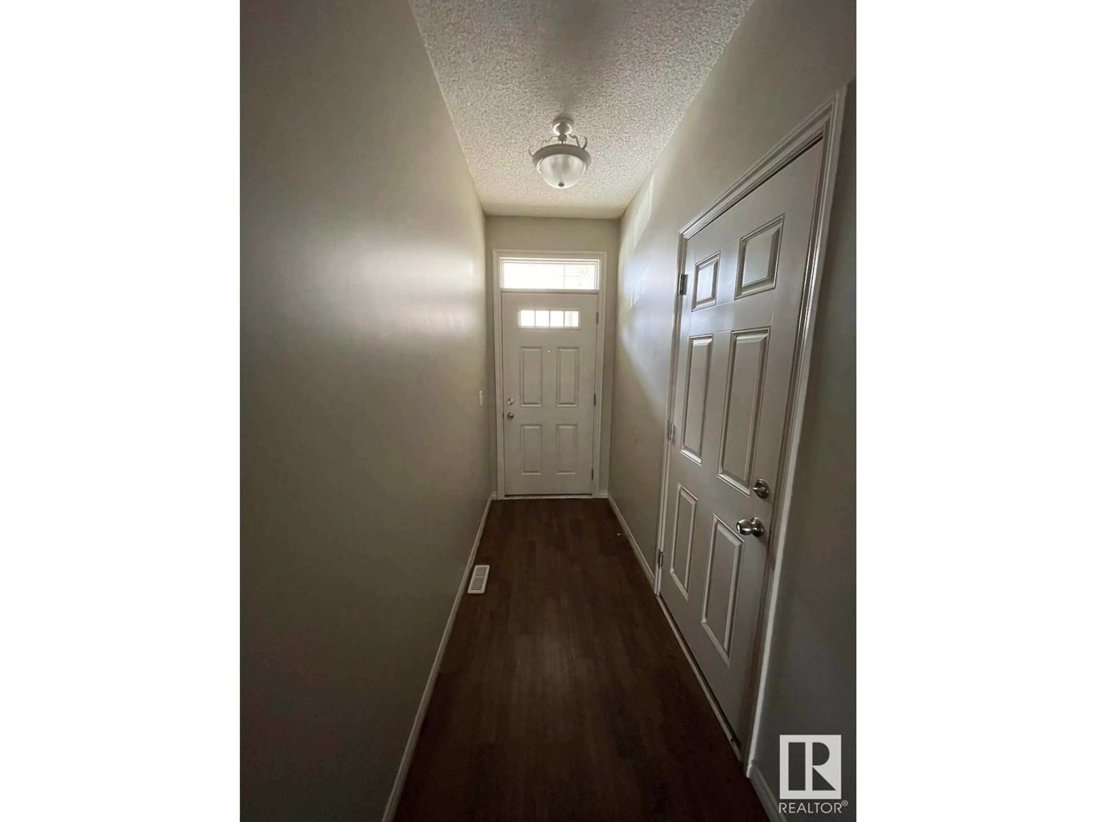 Indoor entryway, unknown floor for #106 3010 33 AV NW, Edmonton Alberta T6T0C3