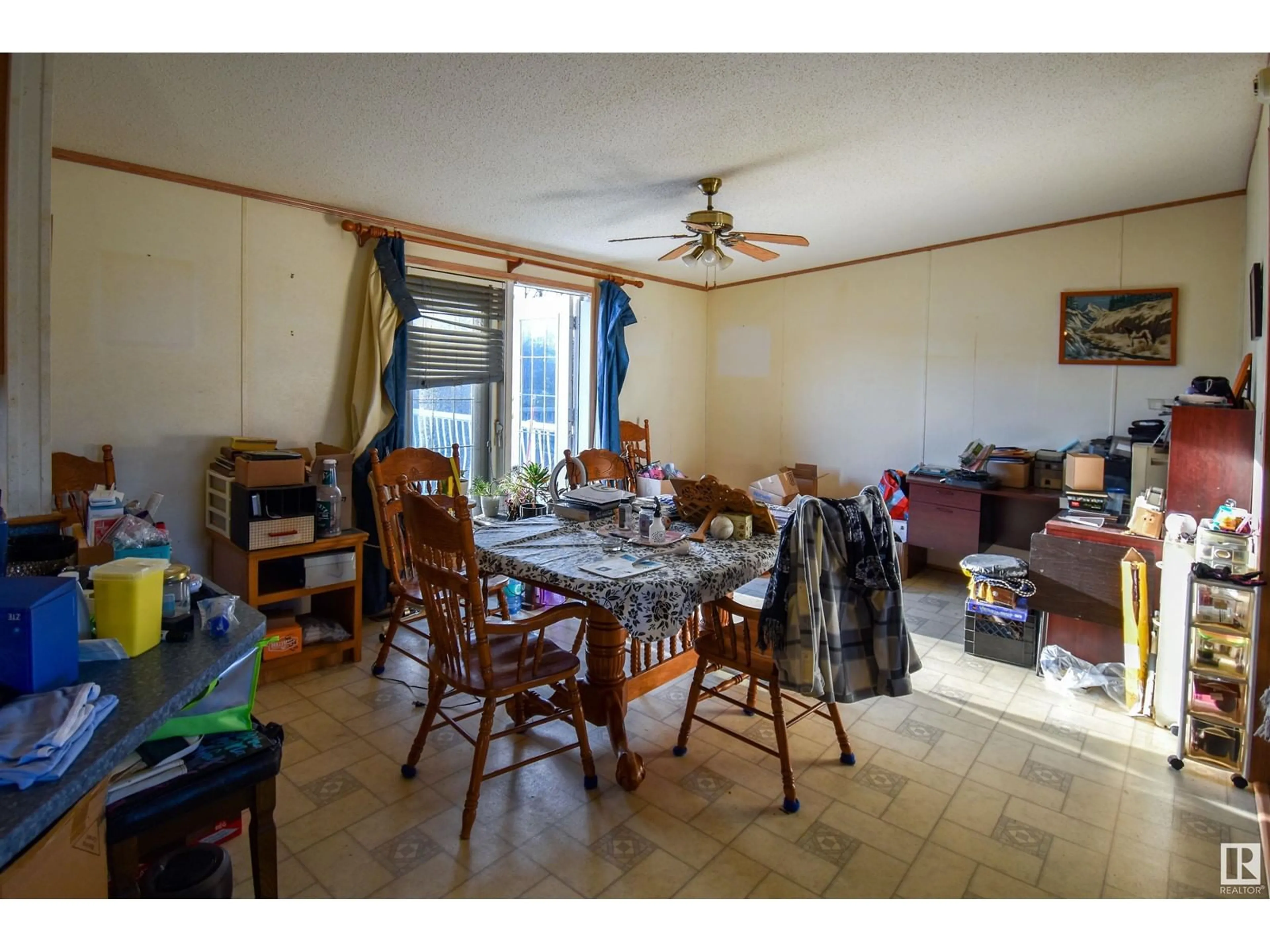 A pic of a room for 50 54222 Rge Rd 25, Rural Lac Ste. Anne County Alberta T0E1V0