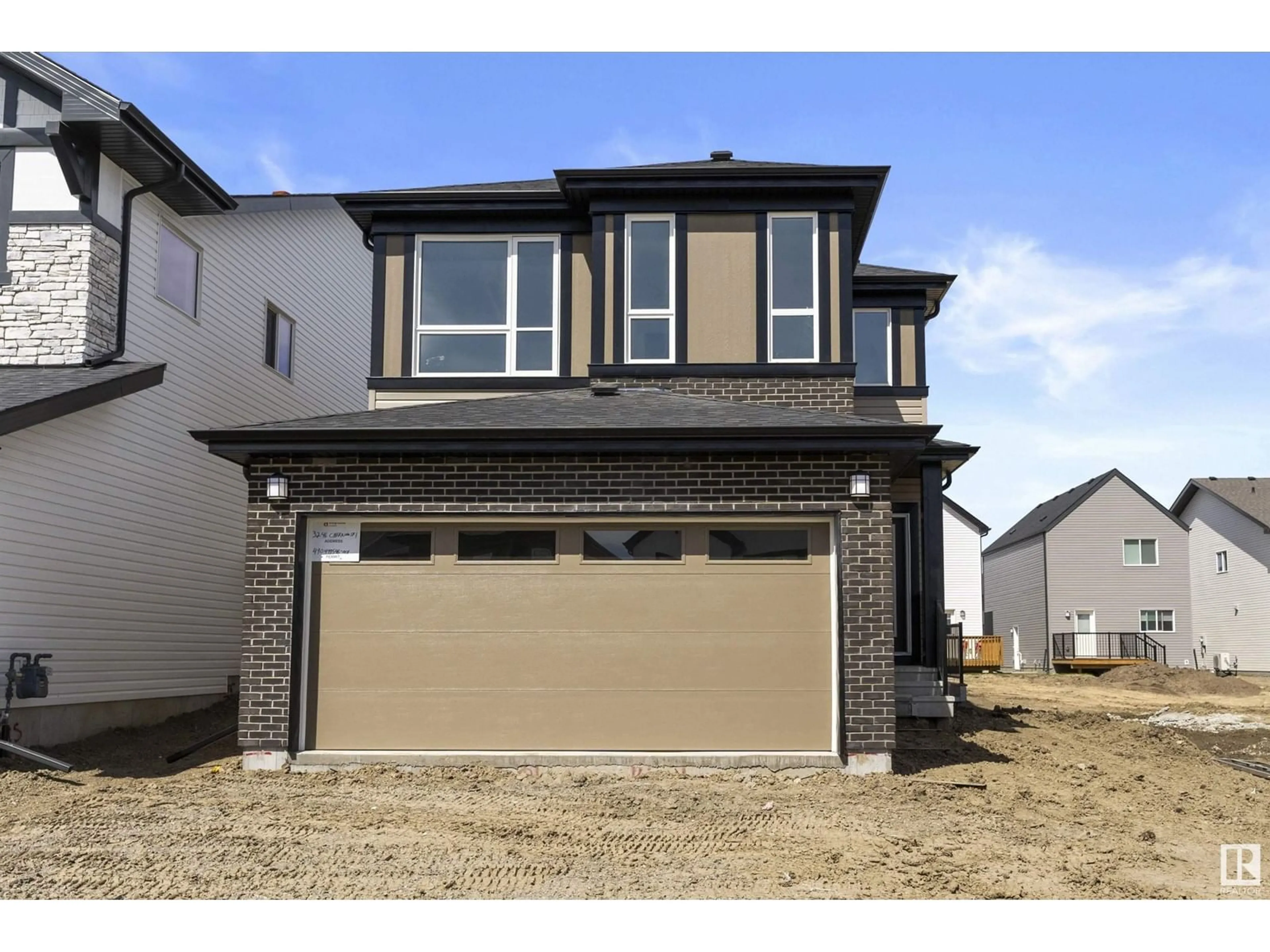 Frontside or backside of a home, the street view for 3246 CHERNOWSKI WY SW, Edmonton Alberta T6W5H2