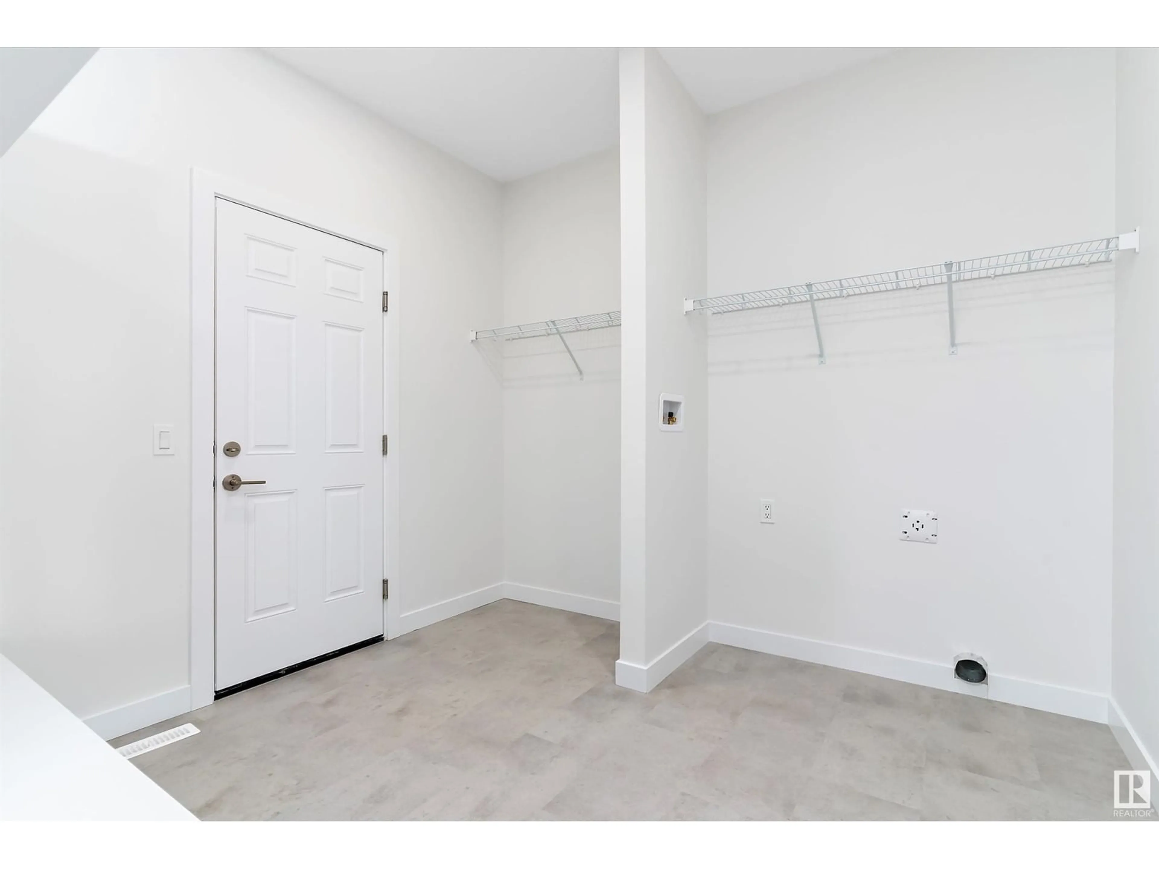 Storage room or clothes room or walk-in closet for 3246 CHERNOWSKI WY SW, Edmonton Alberta T6W5H2