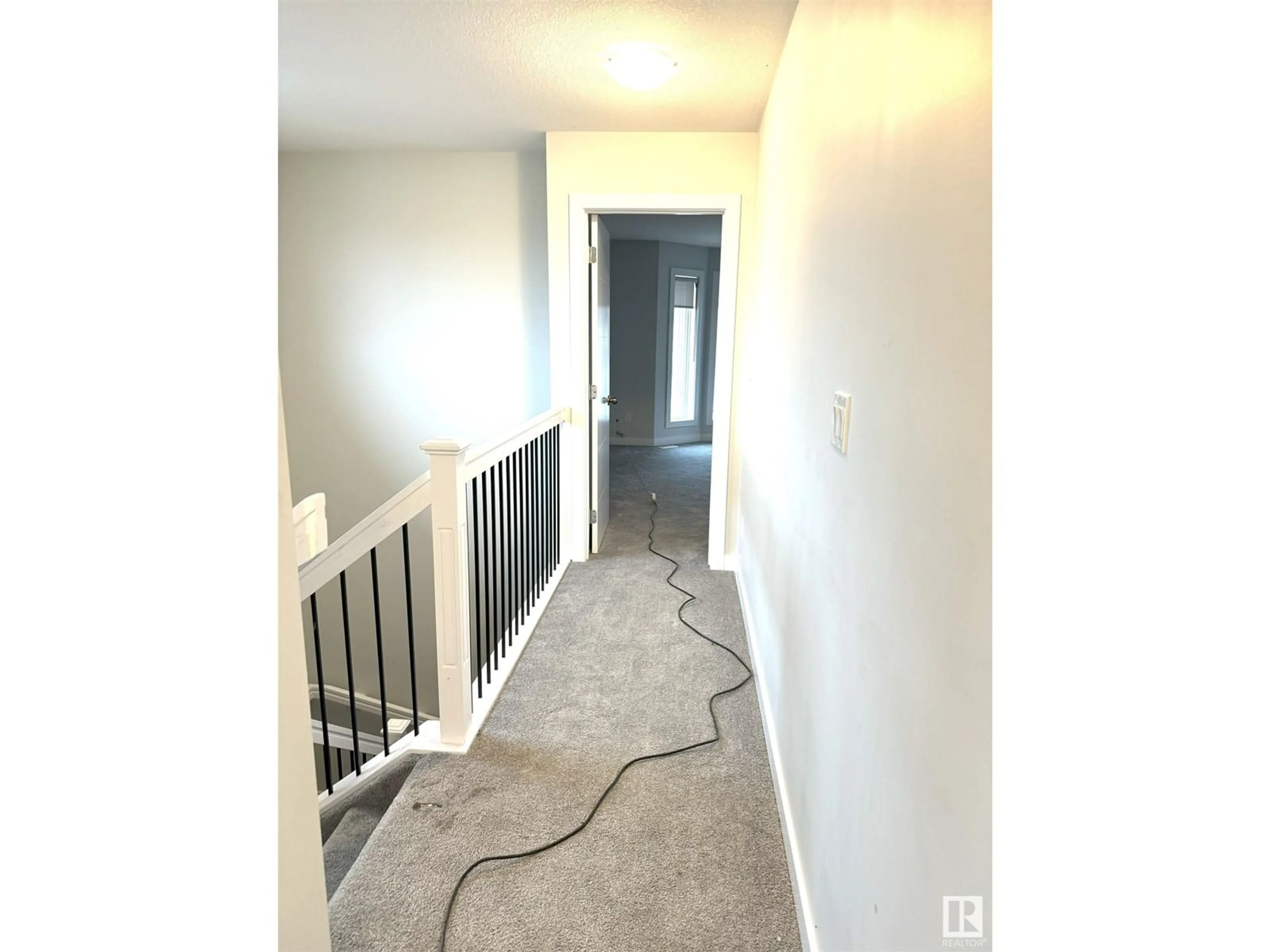 Indoor entryway, carpet floors for 12219/12221 77 ST NW, Edmonton Alberta T5B2G9