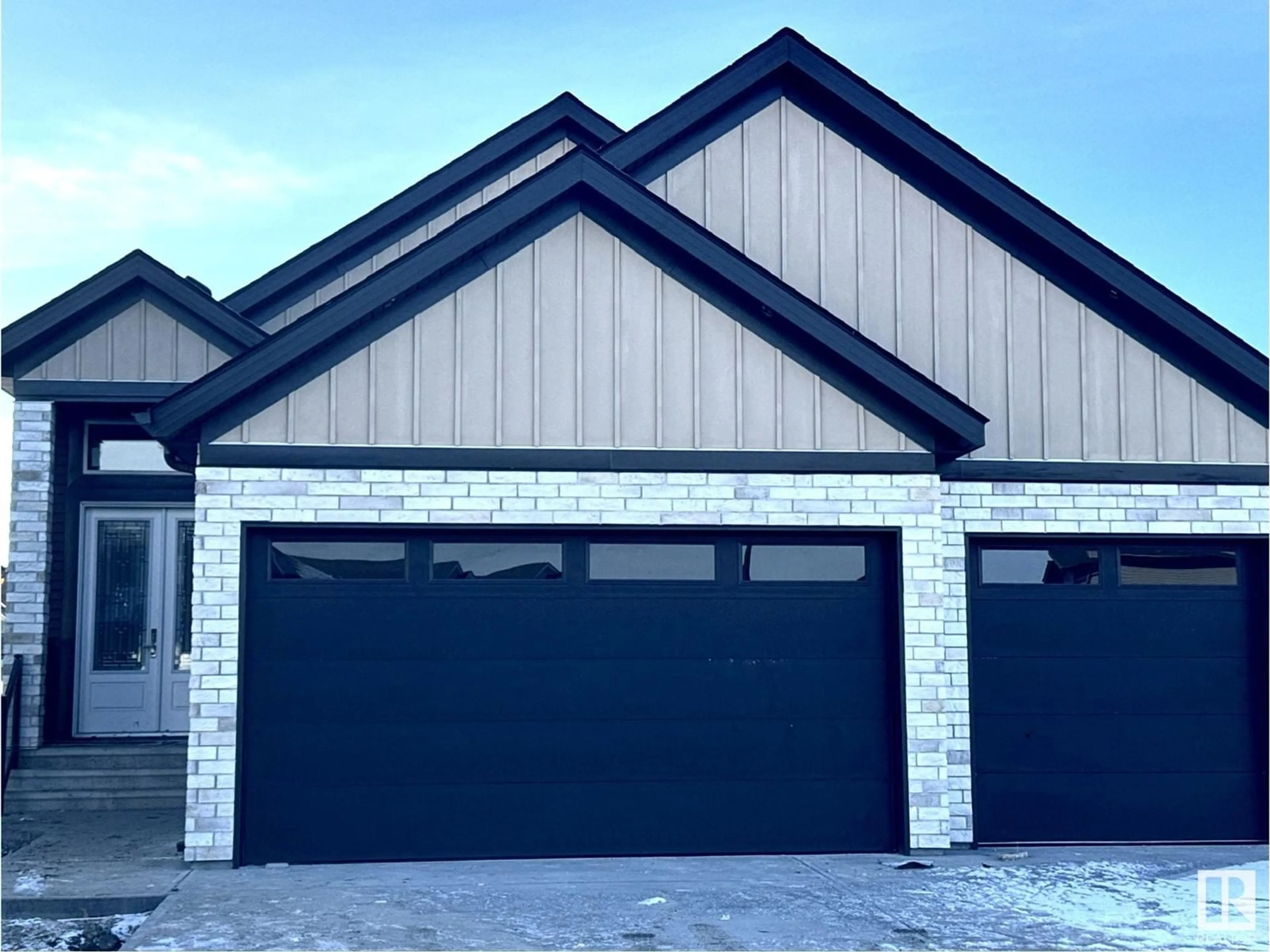 Indoor garage, cement floor for 13 Norwyck WY, Spruce Grove Alberta T7X3M1