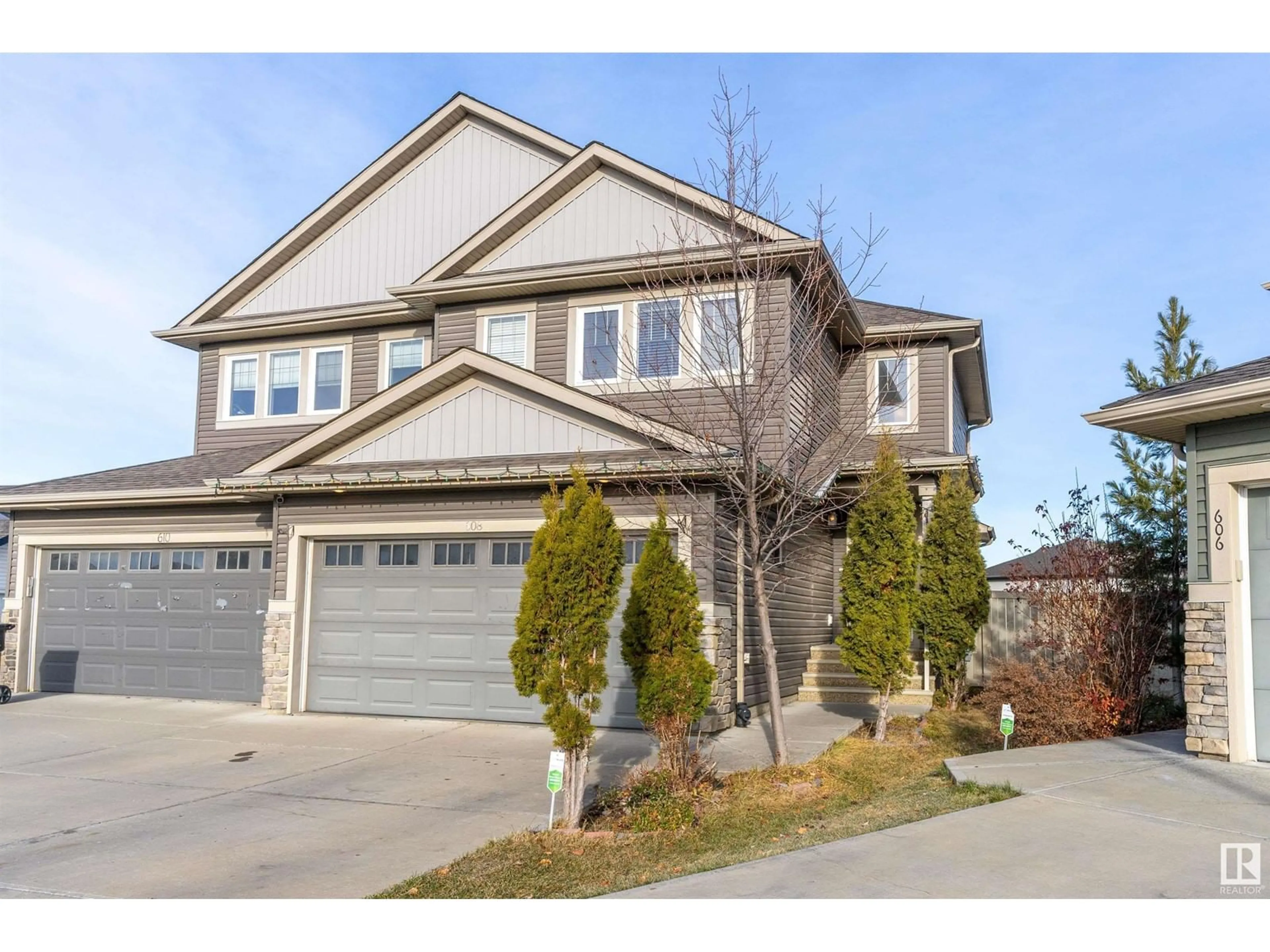 Frontside or backside of a home, the street view for 608 41 AVE NW, Edmonton Alberta T6T0T6