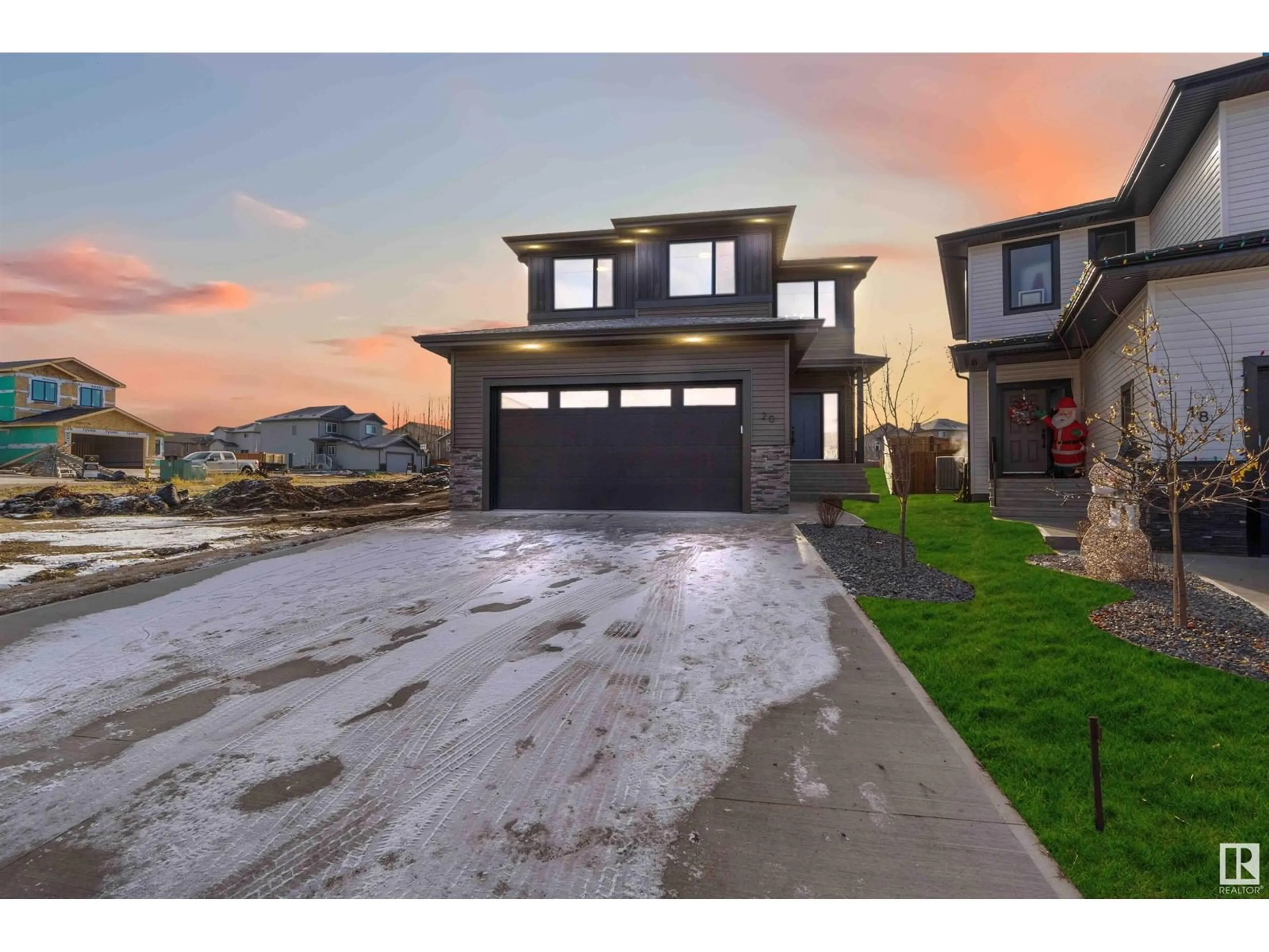 Frontside or backside of a home, the street view for 20 Hull WD, Spruce Grove Alberta T7X4P7