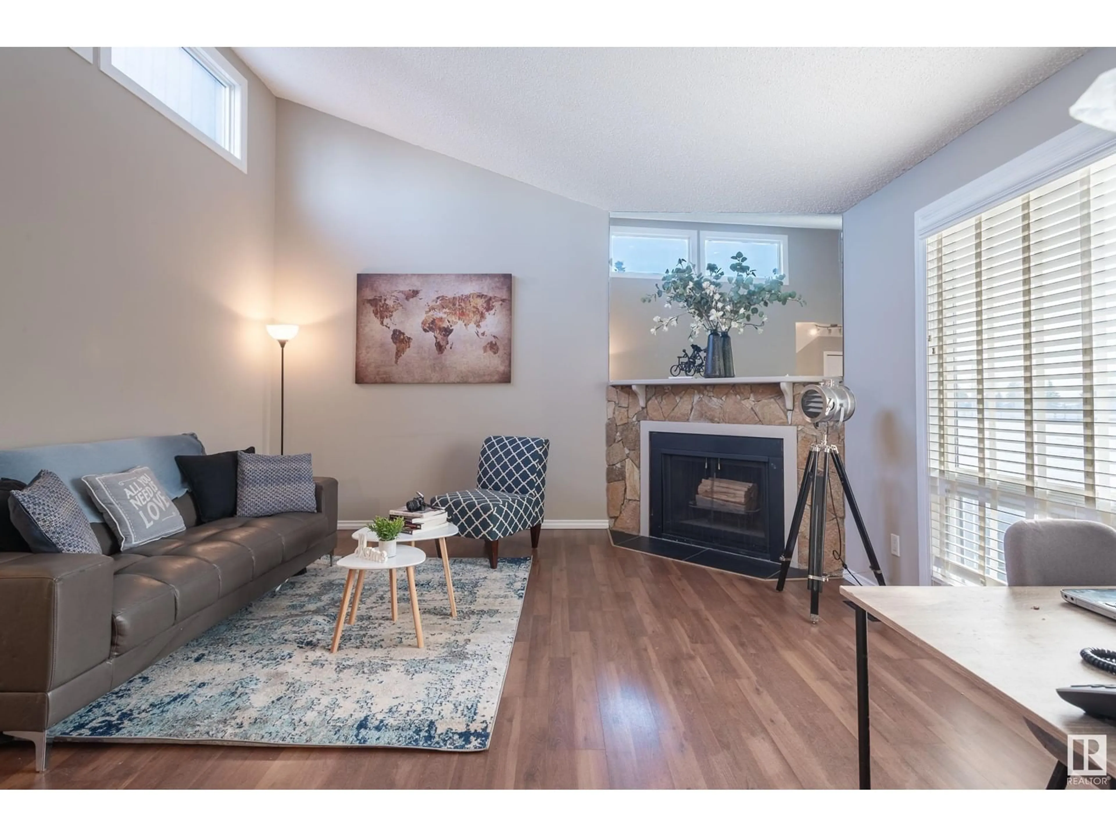 Living room, wood floors for 14167 26 ST NW, Edmonton Alberta T5Y1S2