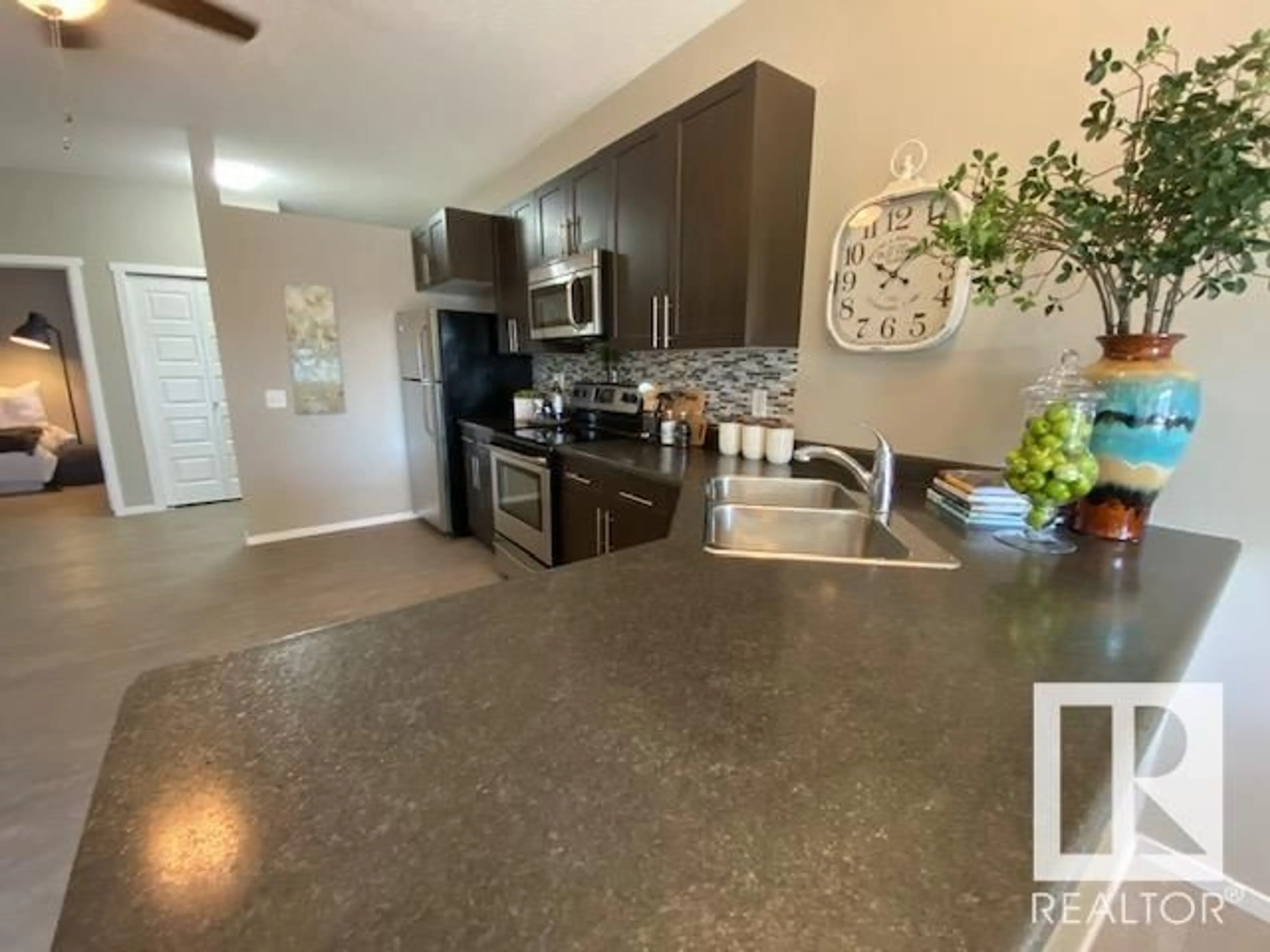 Open concept kitchen for 205 BRICKYARD PL, Stony Plain Alberta T7Z0L1