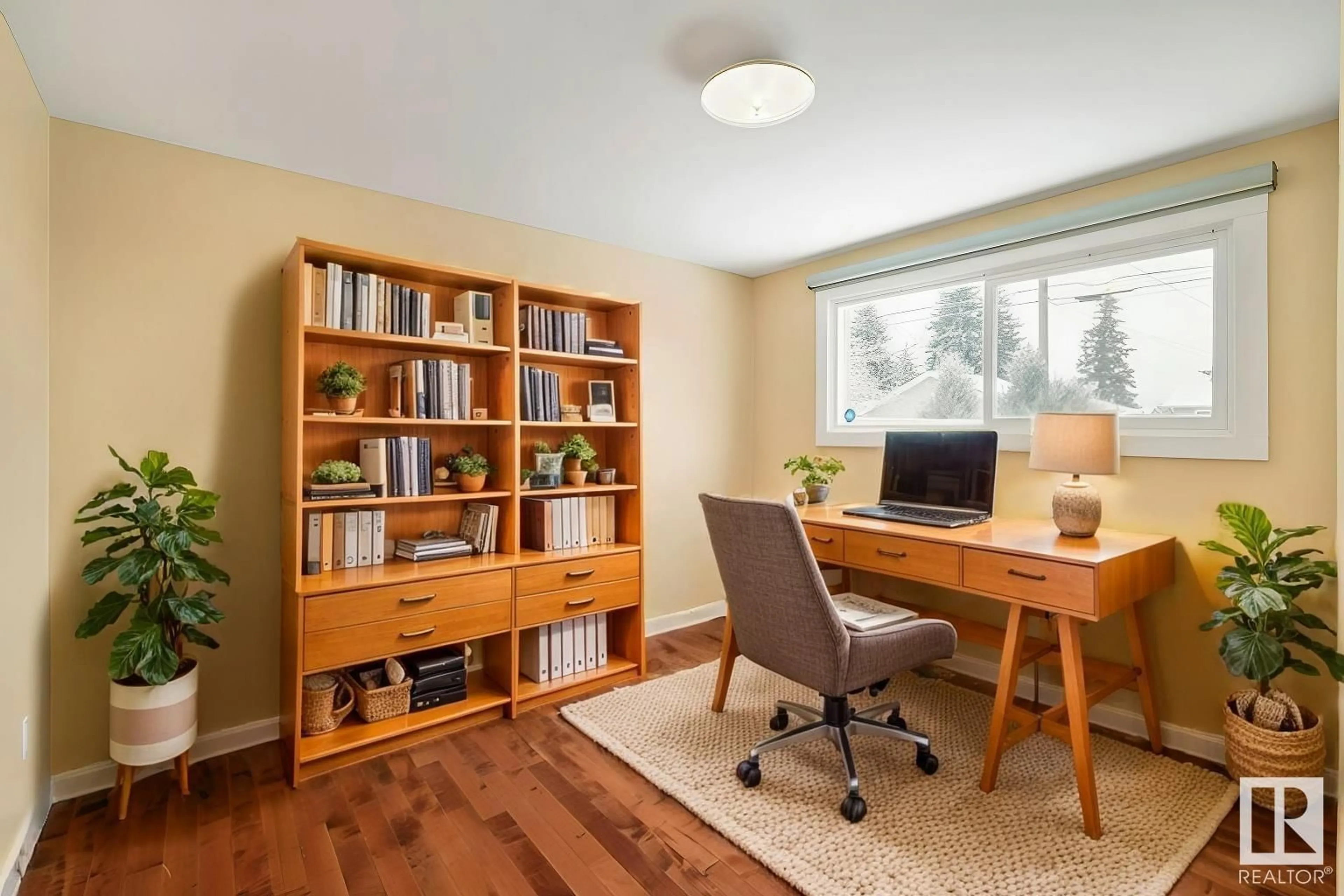 A pic of a room, wood floors for 9407 74 ST NW, Edmonton Alberta T6B2B5