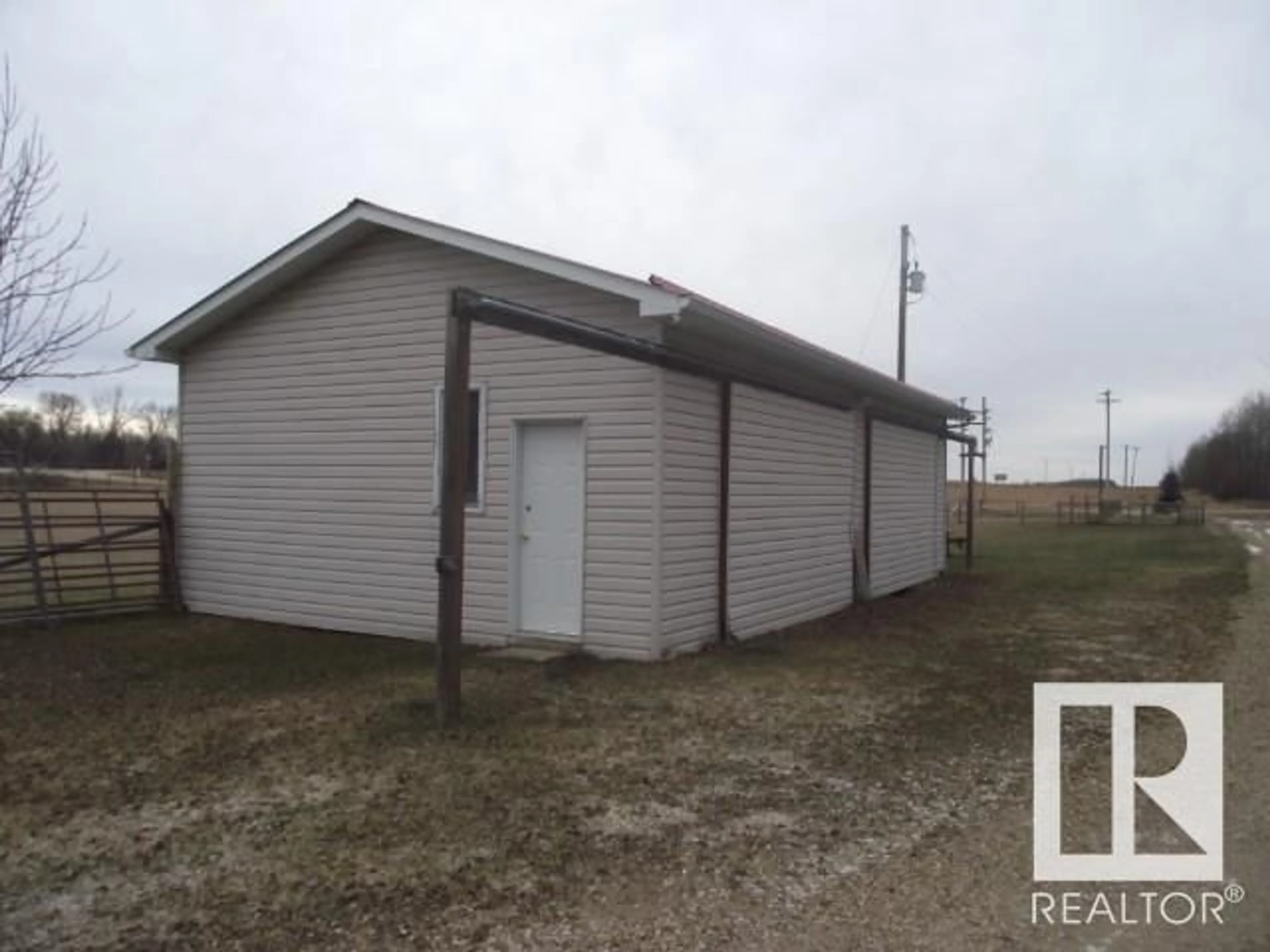 Shed for 64218 RR 13, Rural Westlock County Alberta T0G0Y0