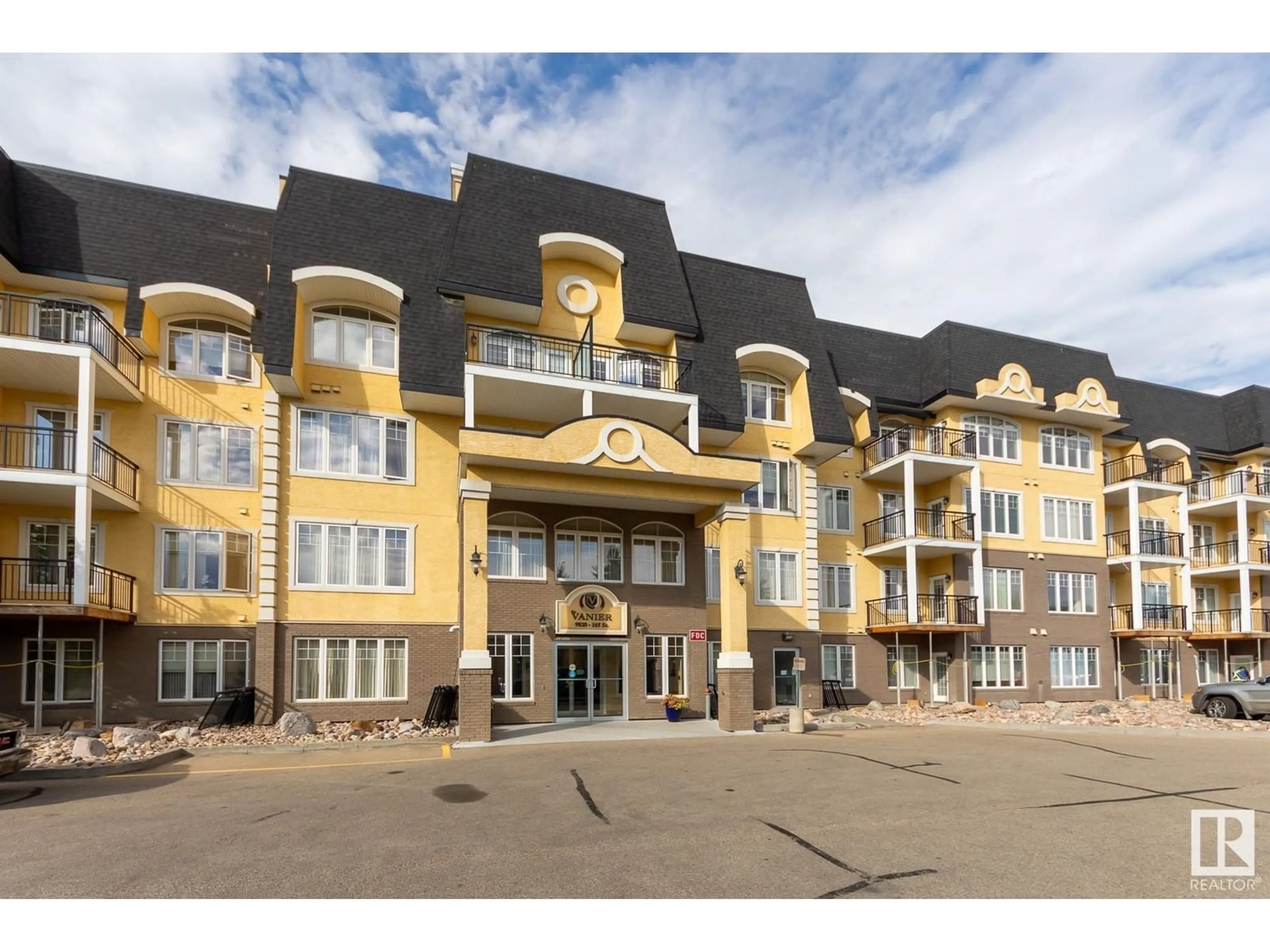 A pic from exterior of the house or condo, the front or back of building for #104 9820 165 ST NW, Edmonton Alberta T5P0N3