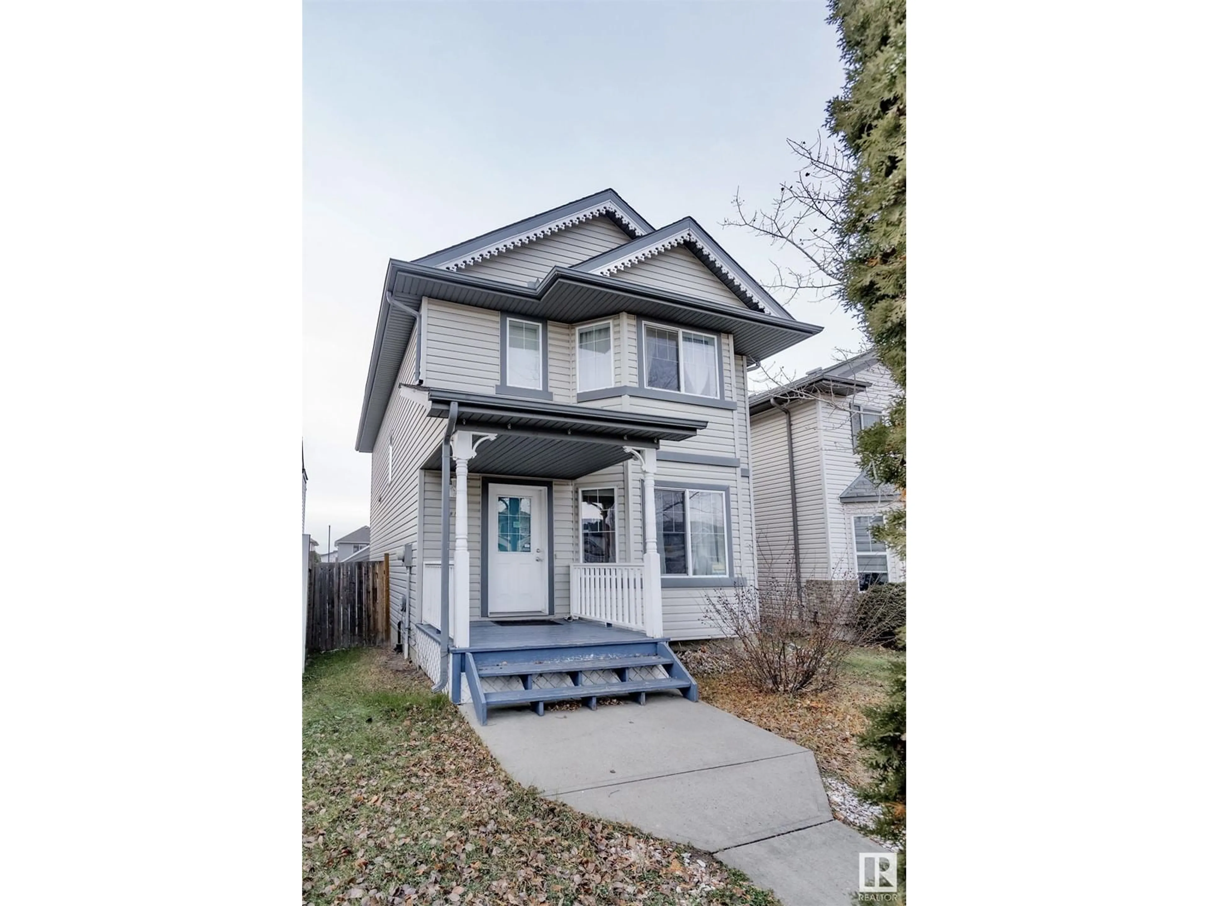 Frontside or backside of a home, the street view for 2918 31 ST NW, Edmonton Alberta T6T1T9