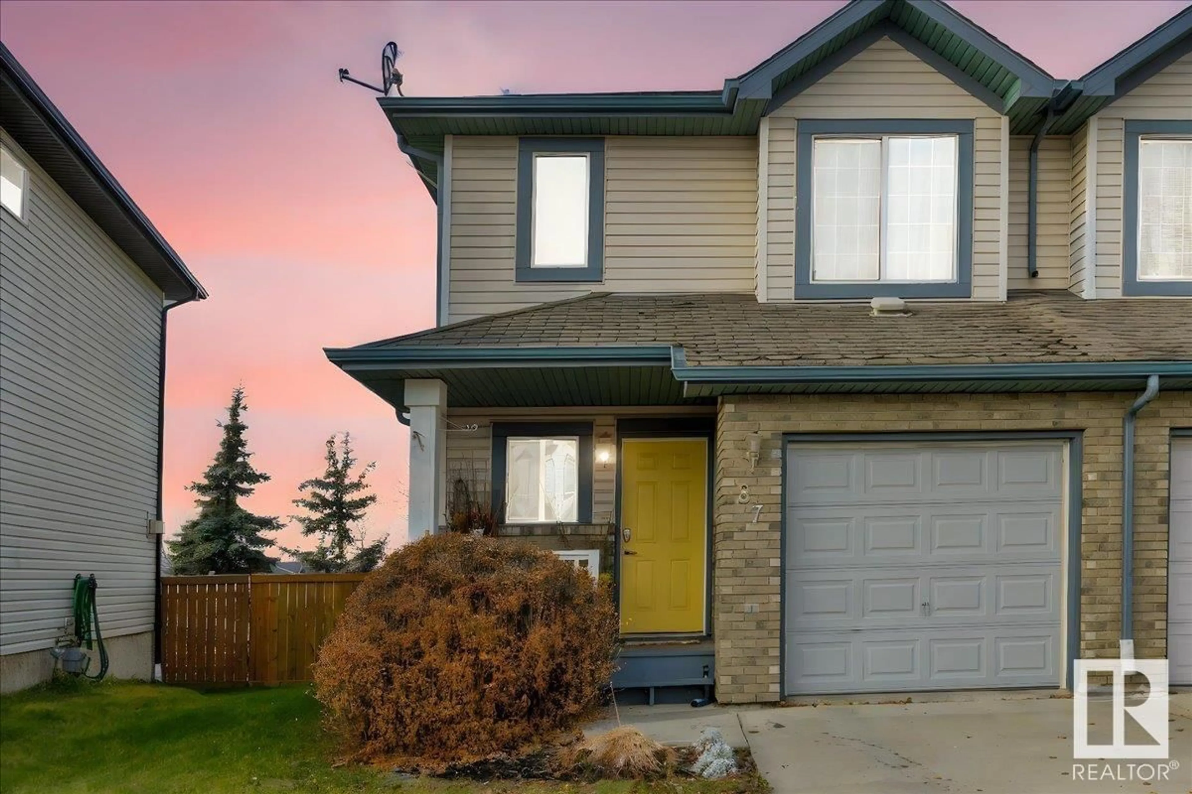 Frontside or backside of a home, cottage for 87 VENTURA ST, Spruce Grove Alberta T7X4P6