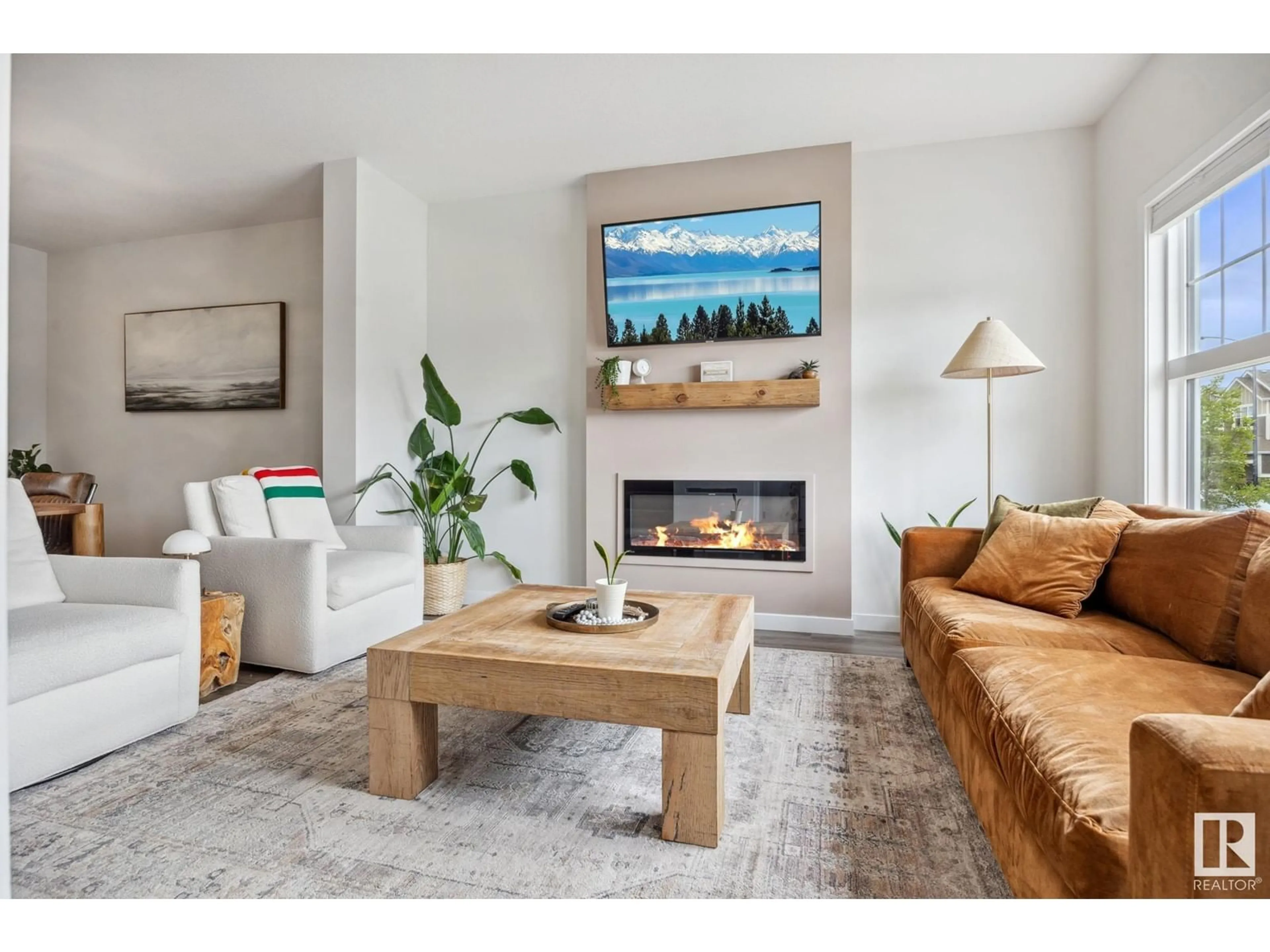 Living room, wood floors for 8104 226 ST NW, Edmonton Alberta T5T7K9