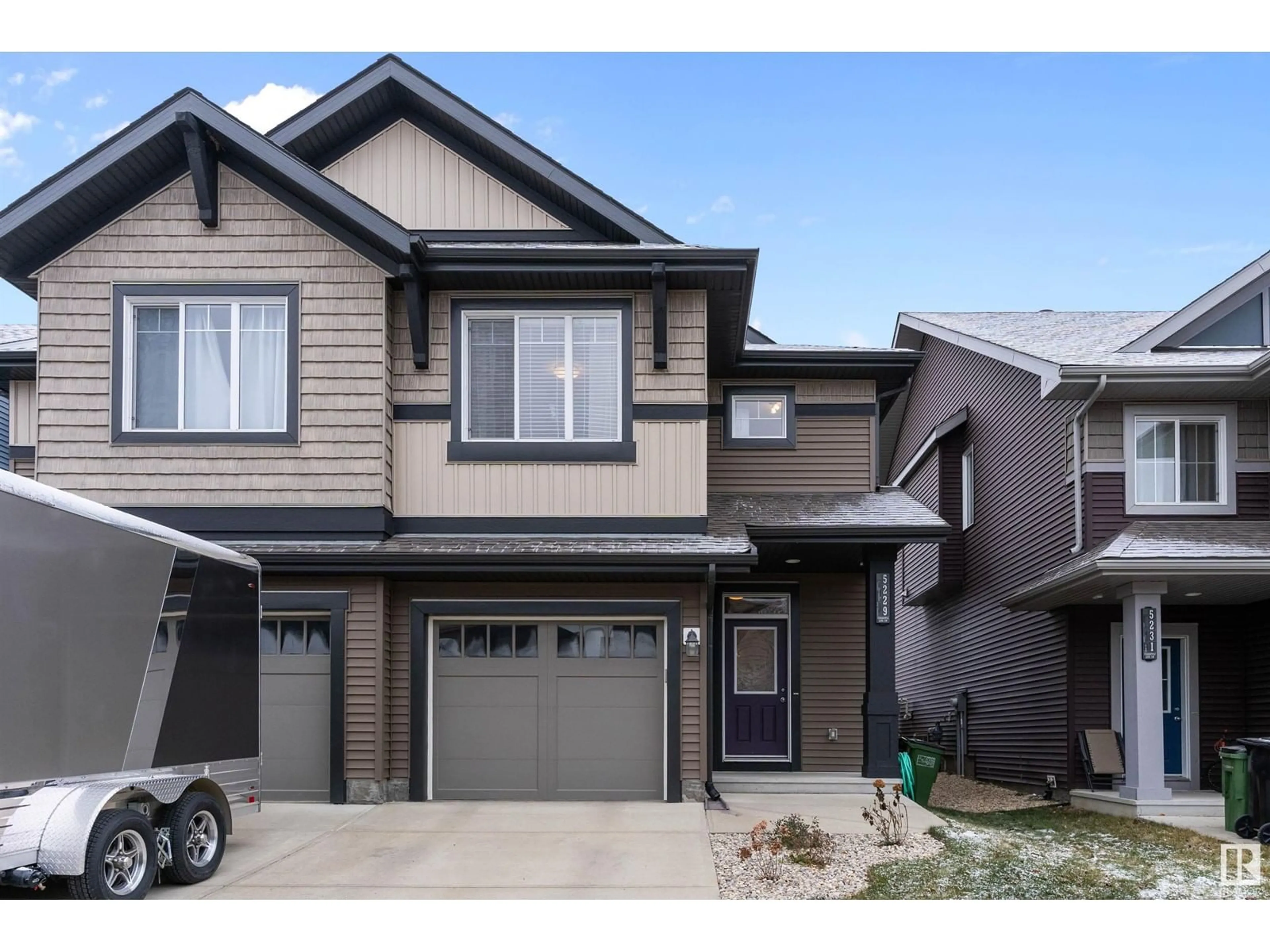 A pic from exterior of the house or condo, the street view for 5229 CRABAPPLE LINK LI SW, Edmonton Alberta T6X2H6