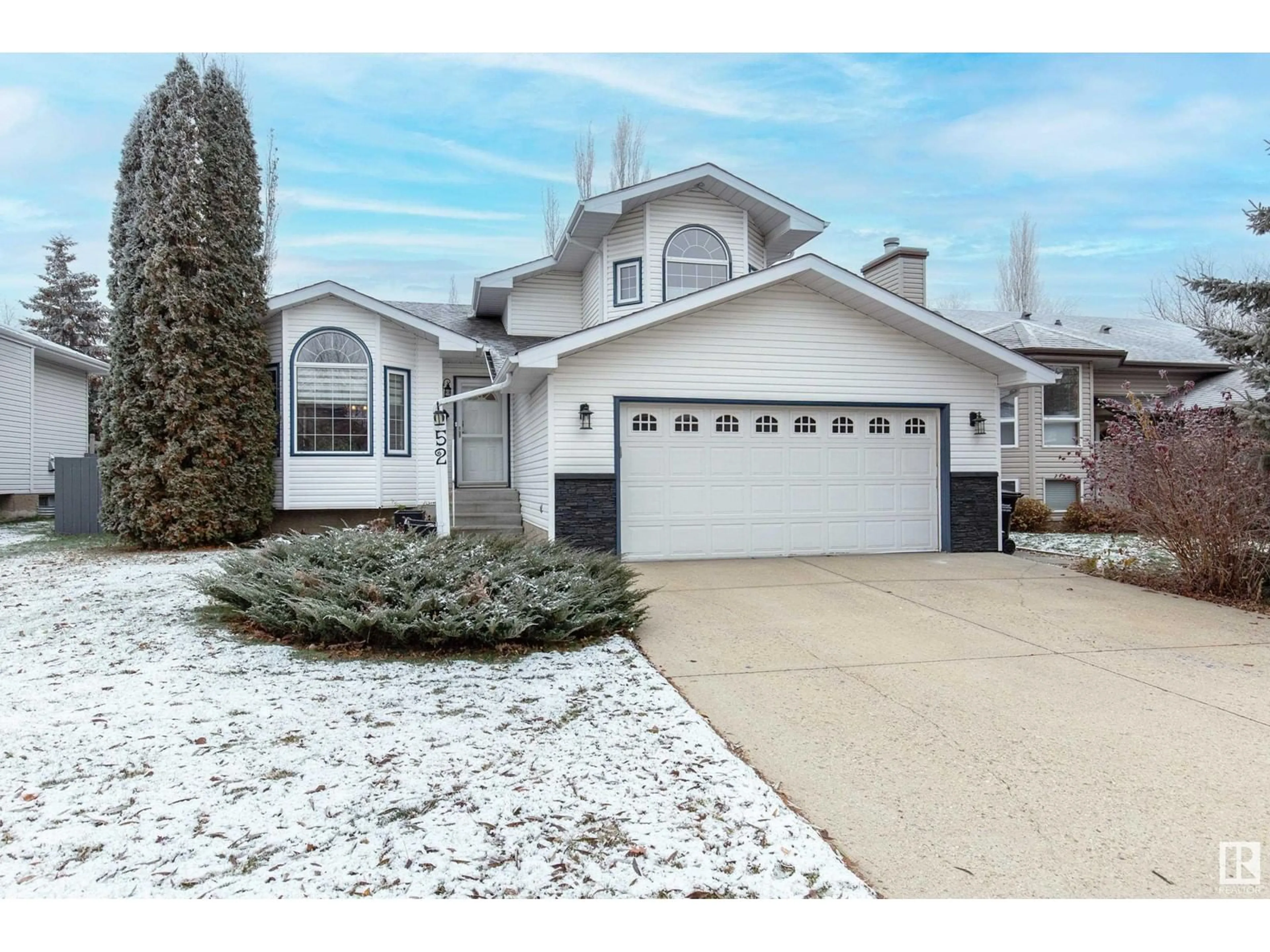 Frontside or backside of a home, cottage for 52 Calico DR, Sherwood Park Alberta T8A5P3