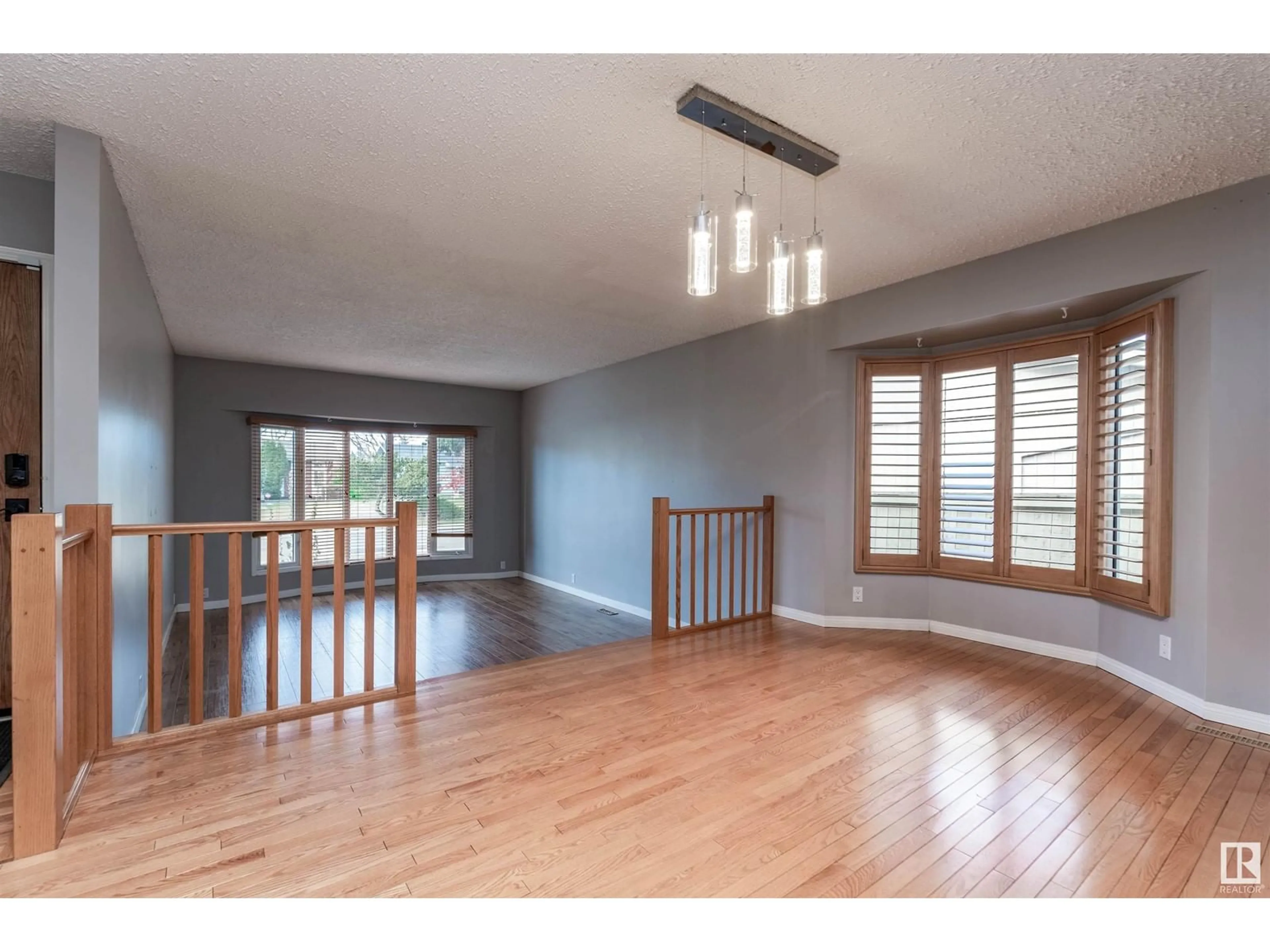 A pic of a room, wood floors for 3105 110A ST NW, Edmonton Alberta T6J3E9