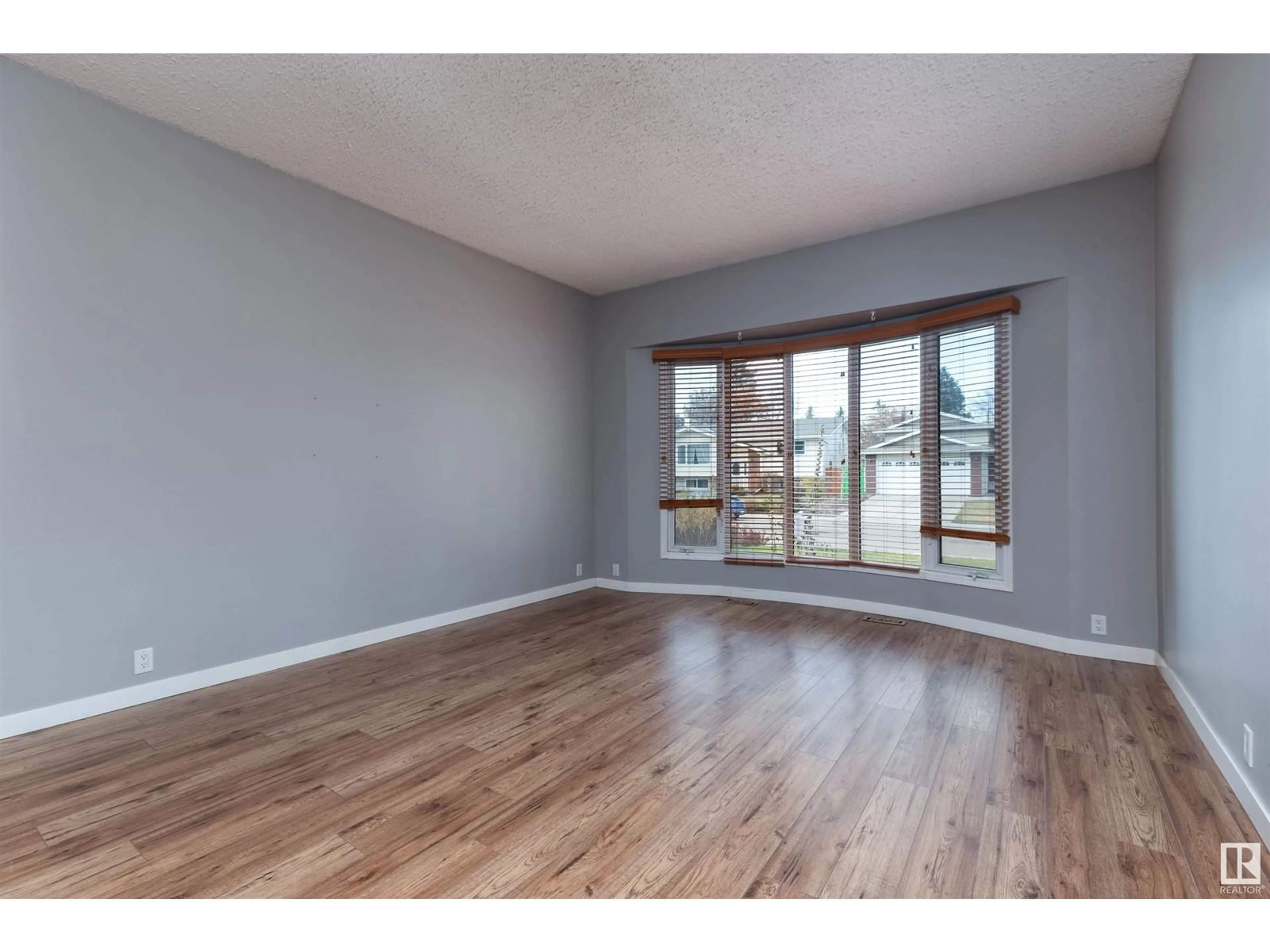 A pic of a room, wood floors for 3105 110A ST NW, Edmonton Alberta T6J3E9