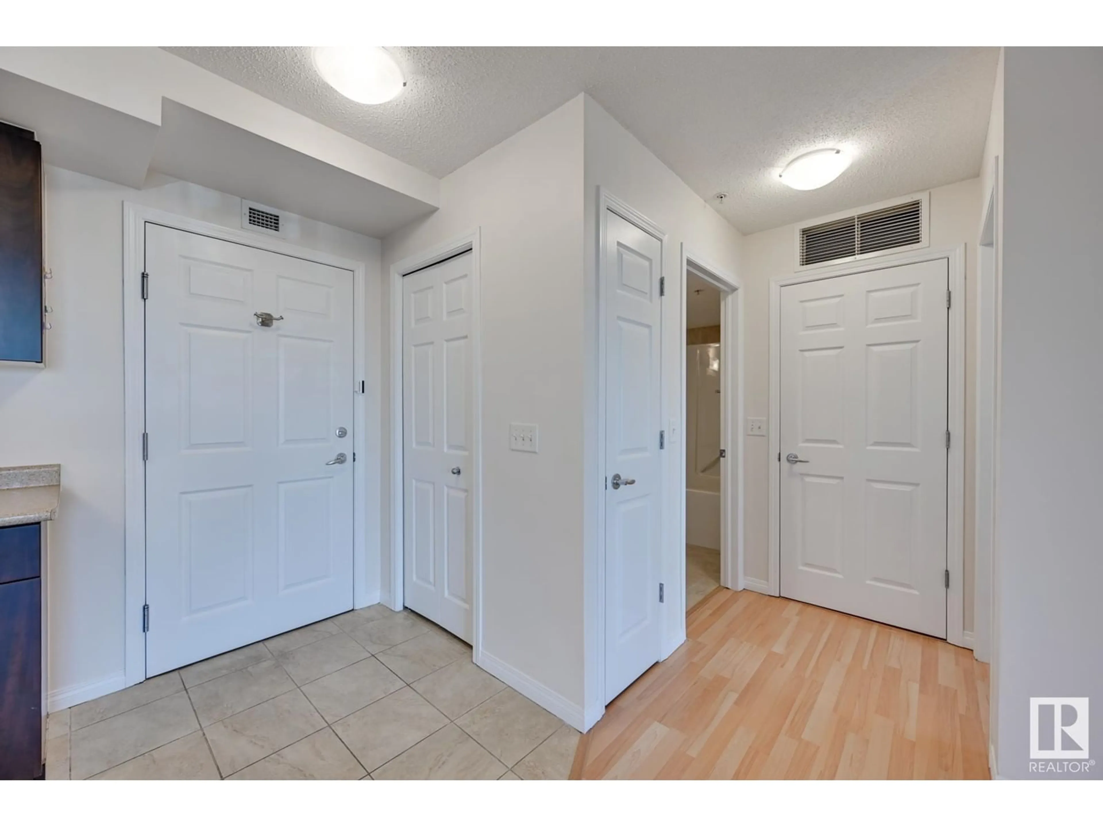 Indoor entryway, unknown floor for #307 6925 199 ST NW, Edmonton Alberta T5T3X8