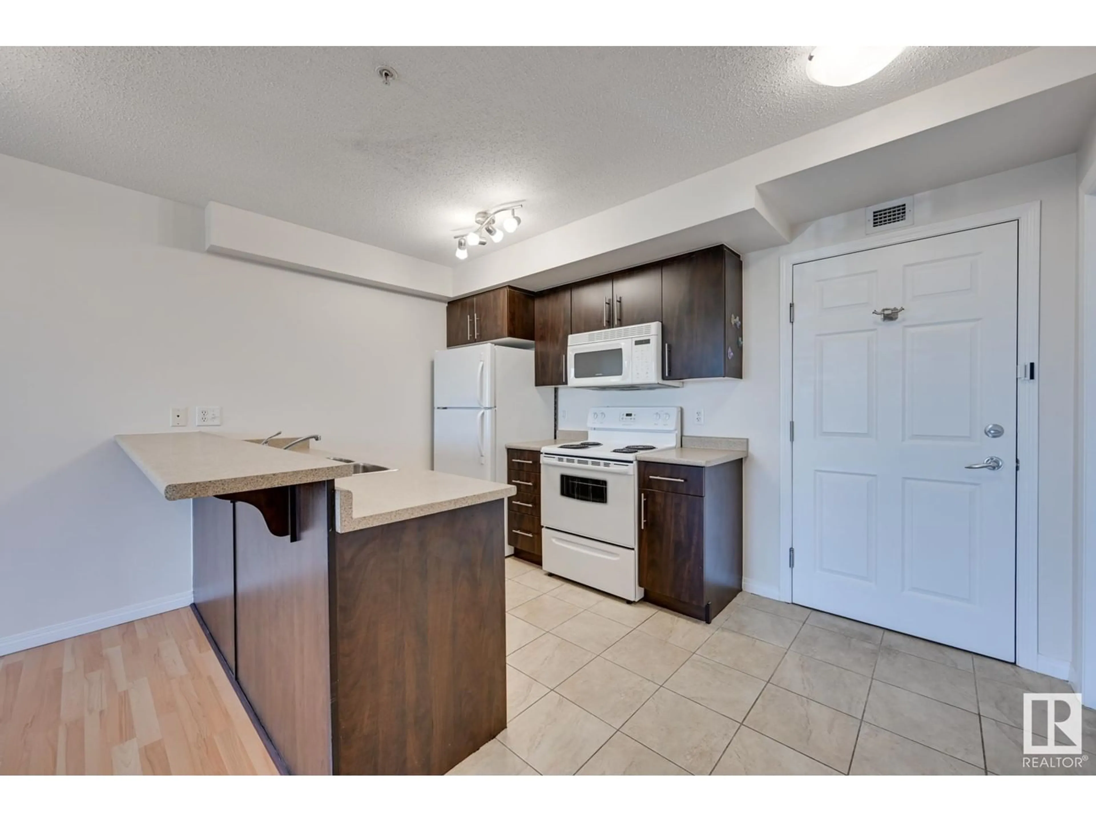 Standard kitchen for #307 6925 199 ST NW, Edmonton Alberta T5T3X8