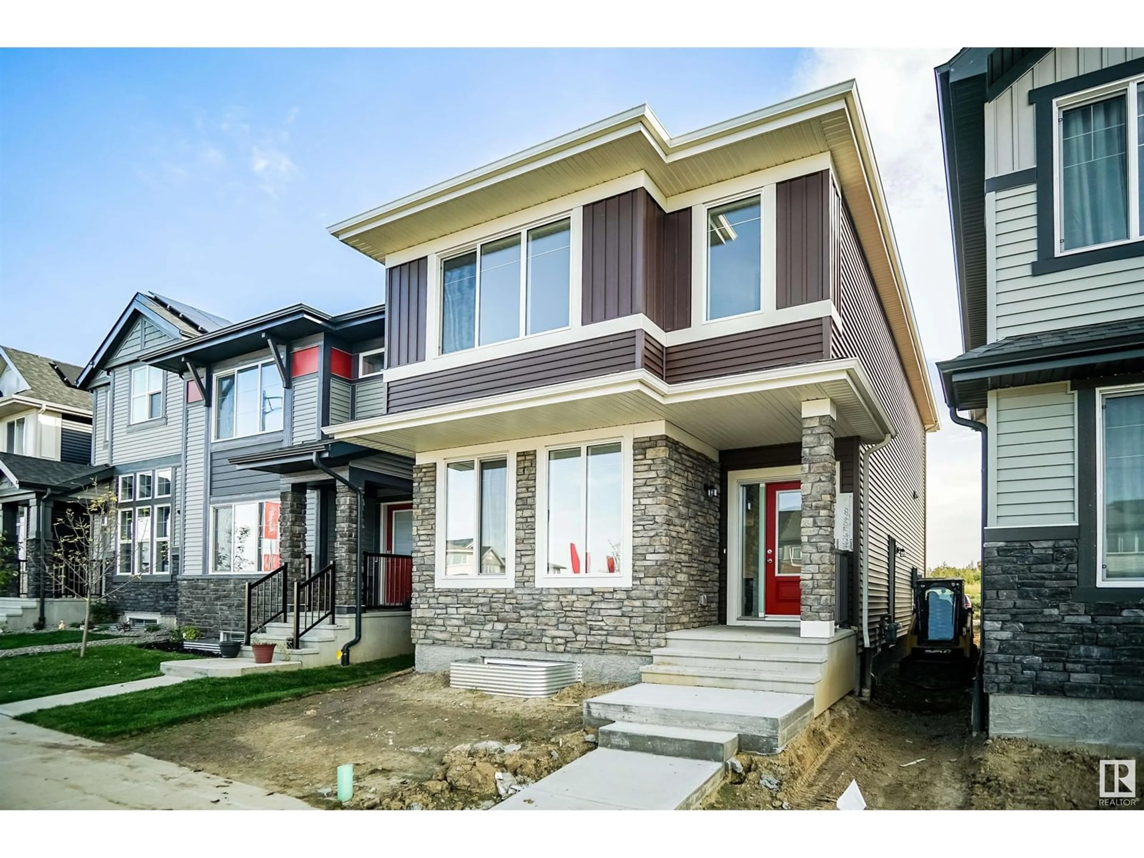 Frontside or backside of a home, the street view for 21240 131 AV NW, Edmonton Alberta T5S0R8