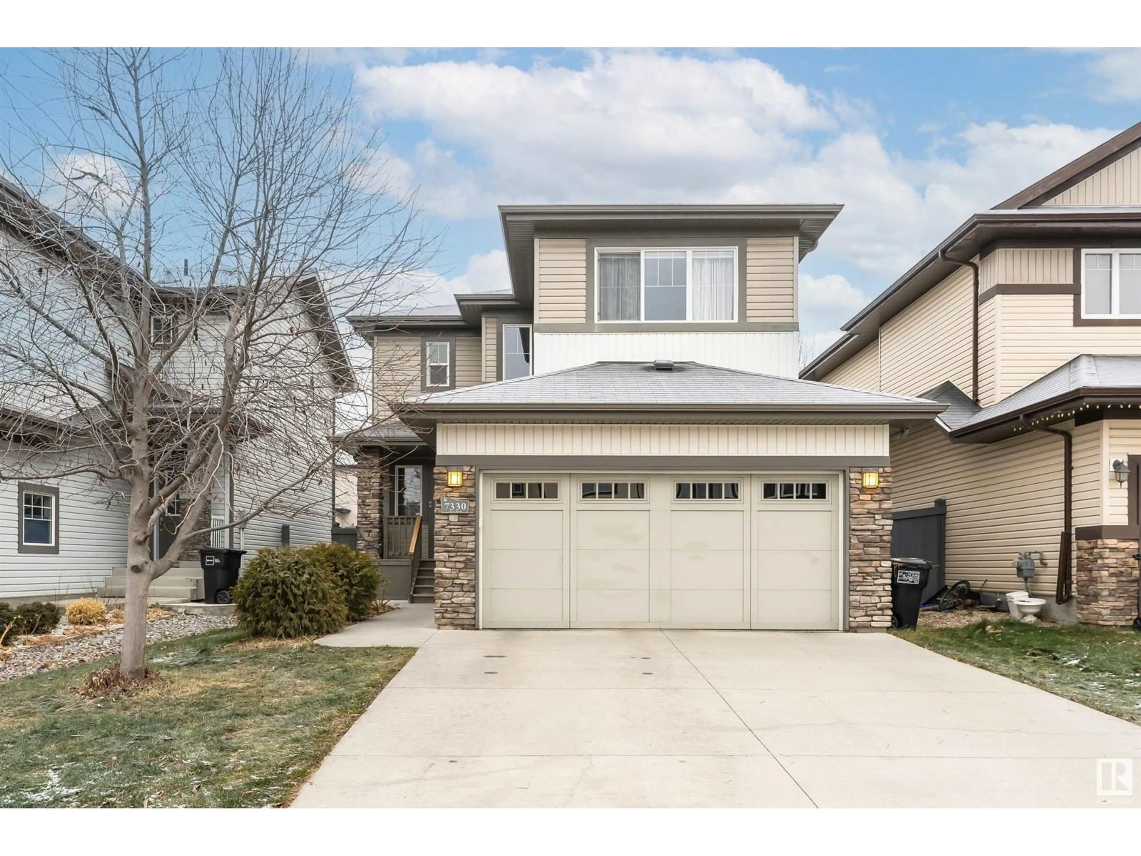 Frontside or backside of a home, the street view for 7330 GETTY HEATH HE NW, Edmonton Alberta T5T4L8