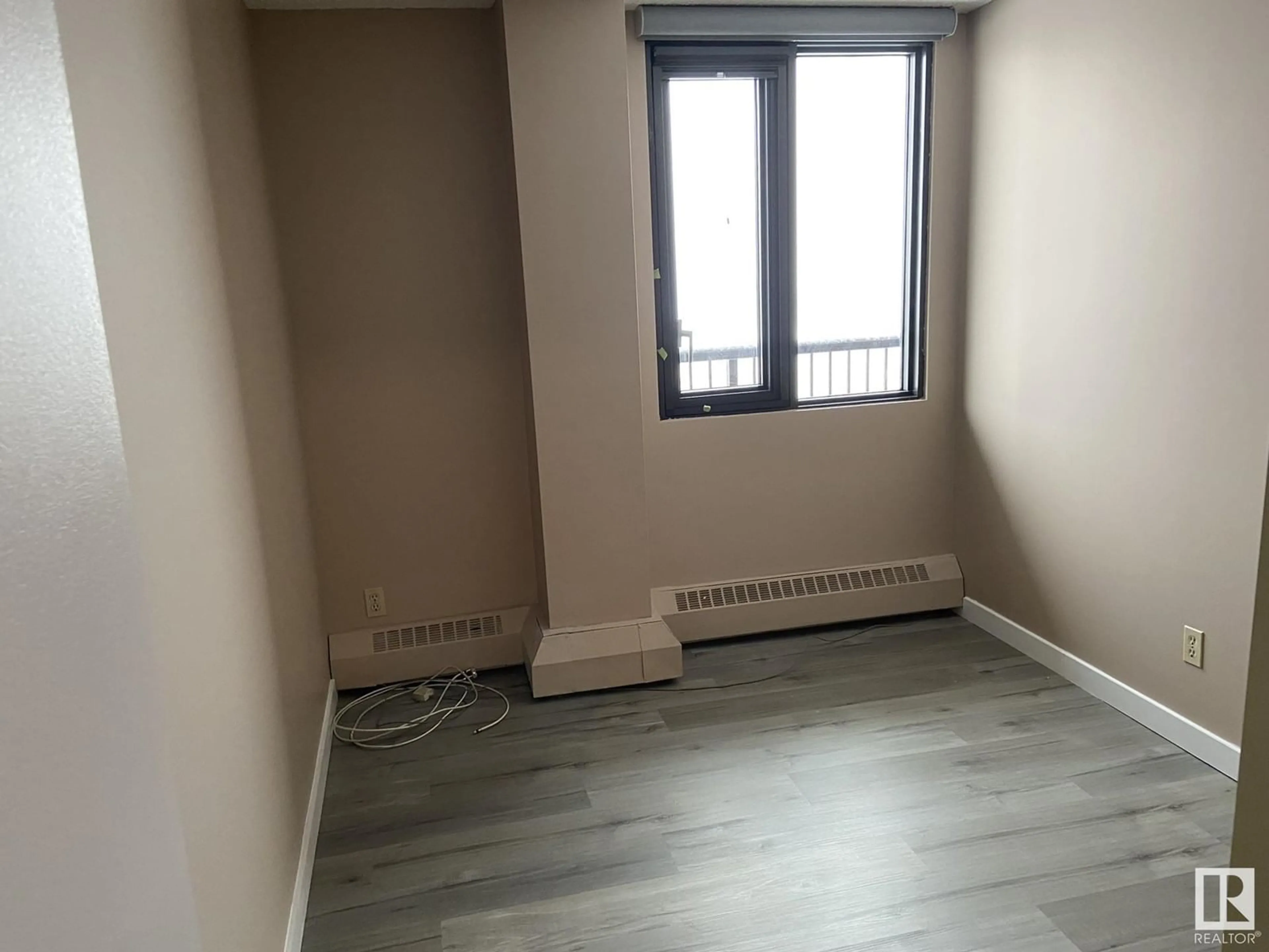 A pic of a room, unknown floor for #1110 10145 109 ST NW, Edmonton Alberta T5J3H5