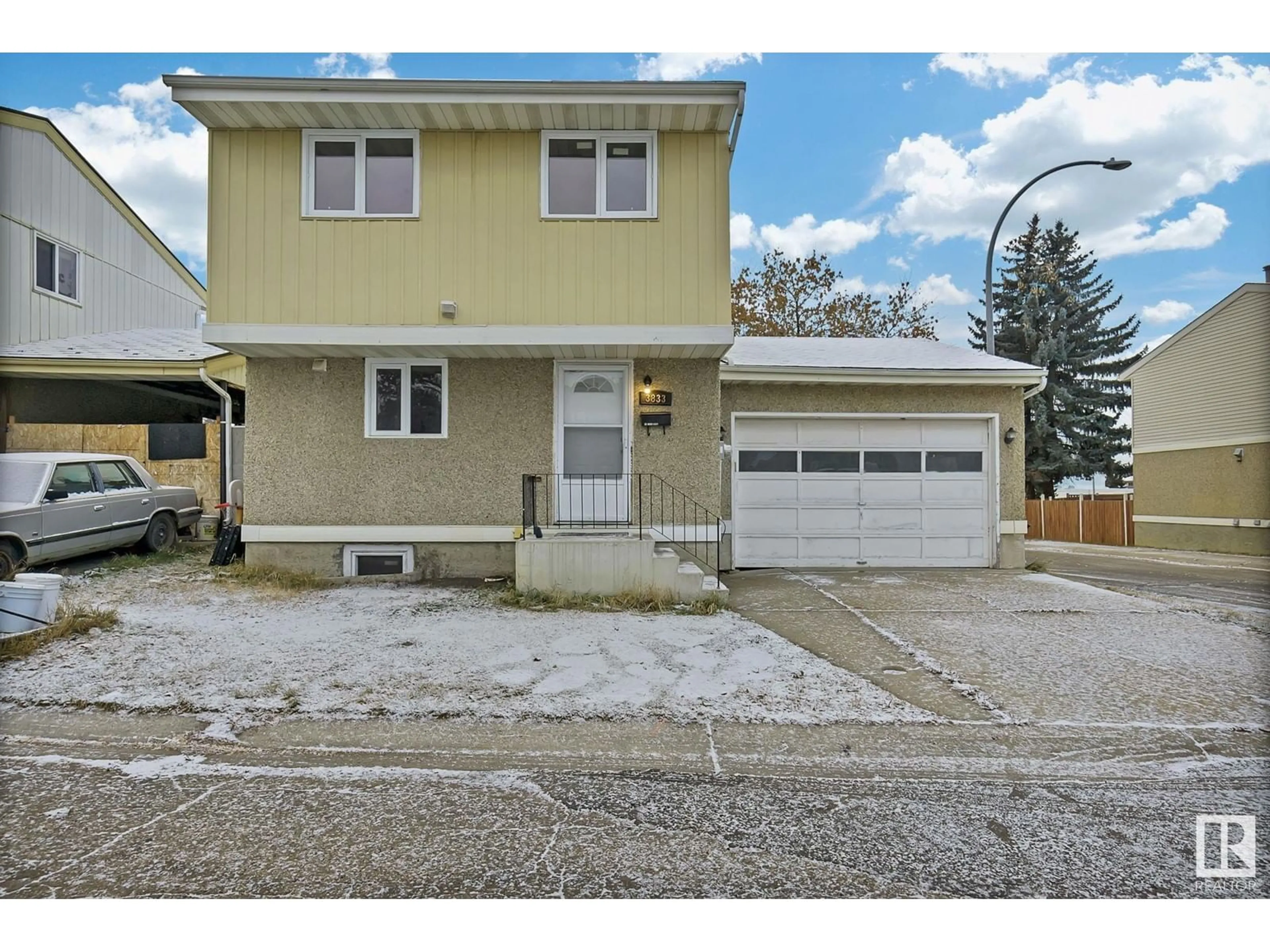 A pic from exterior of the house or condo, the street view for 3833 85 ST NW, Edmonton Alberta T6K2L5