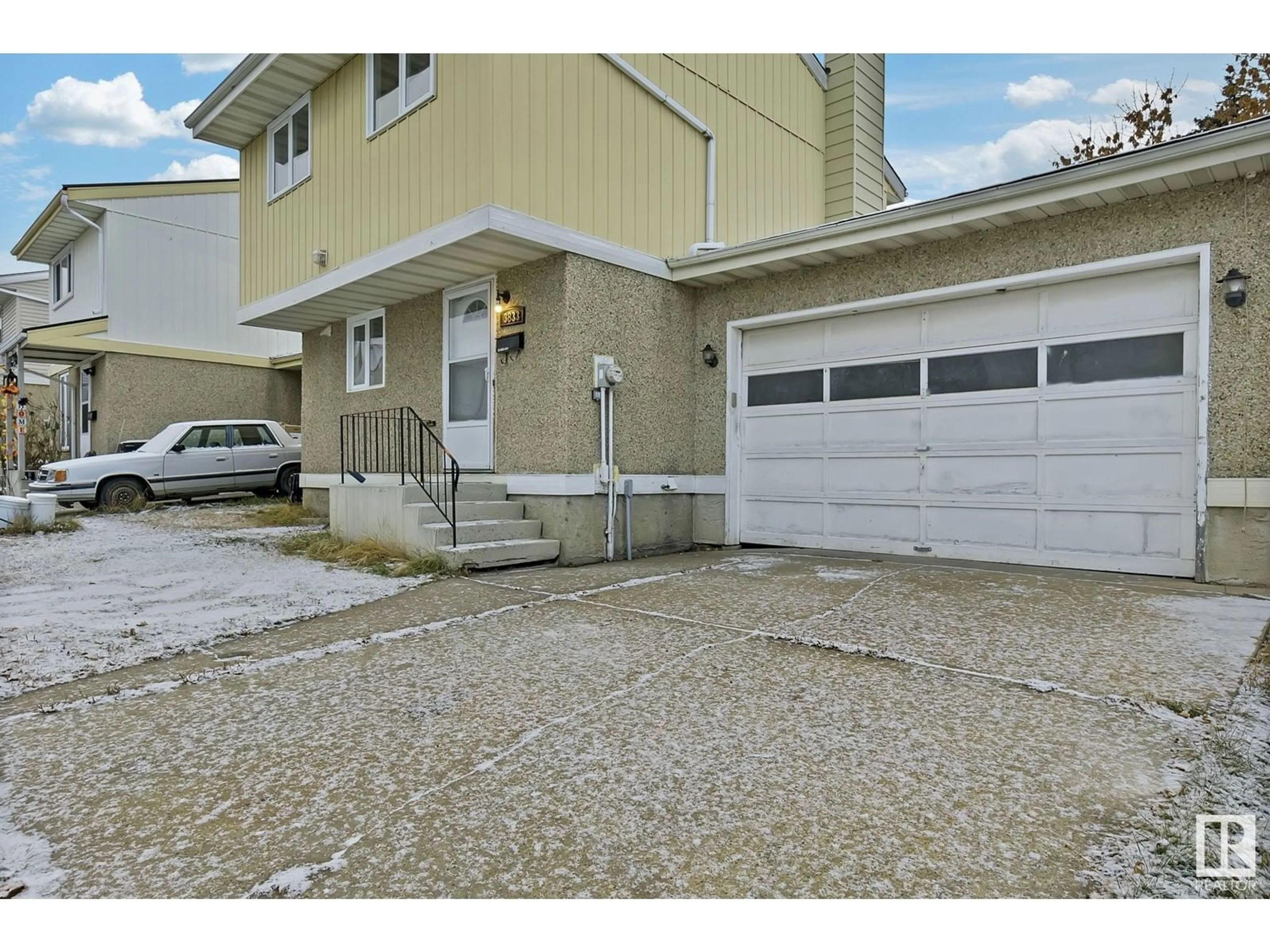 A pic from exterior of the house or condo, the street view for 3833 85 ST NW, Edmonton Alberta T6K2L5