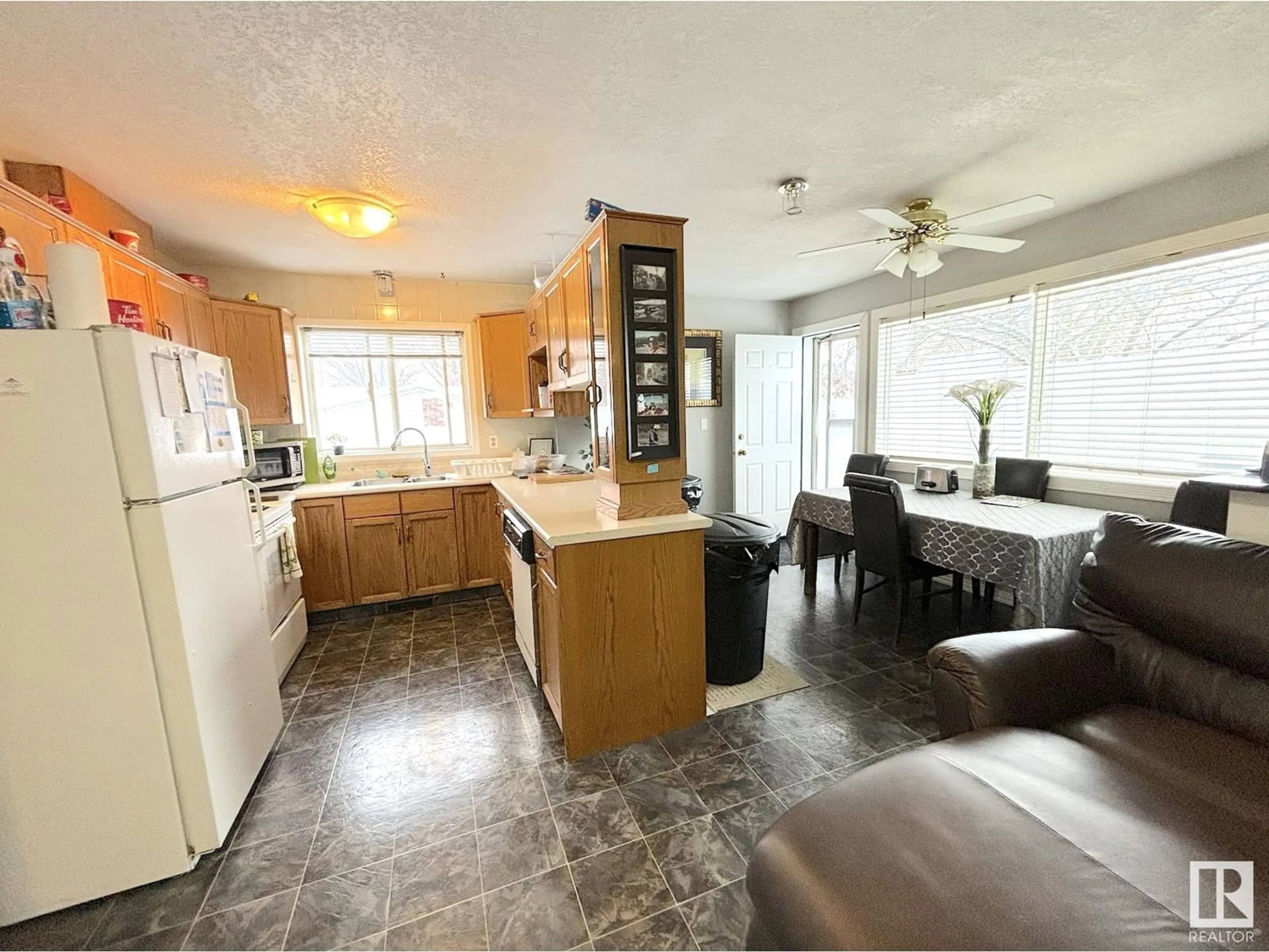 Kitchen, wood floors, cottage for 12227 65 ST NW, Edmonton Alberta T5W4M1