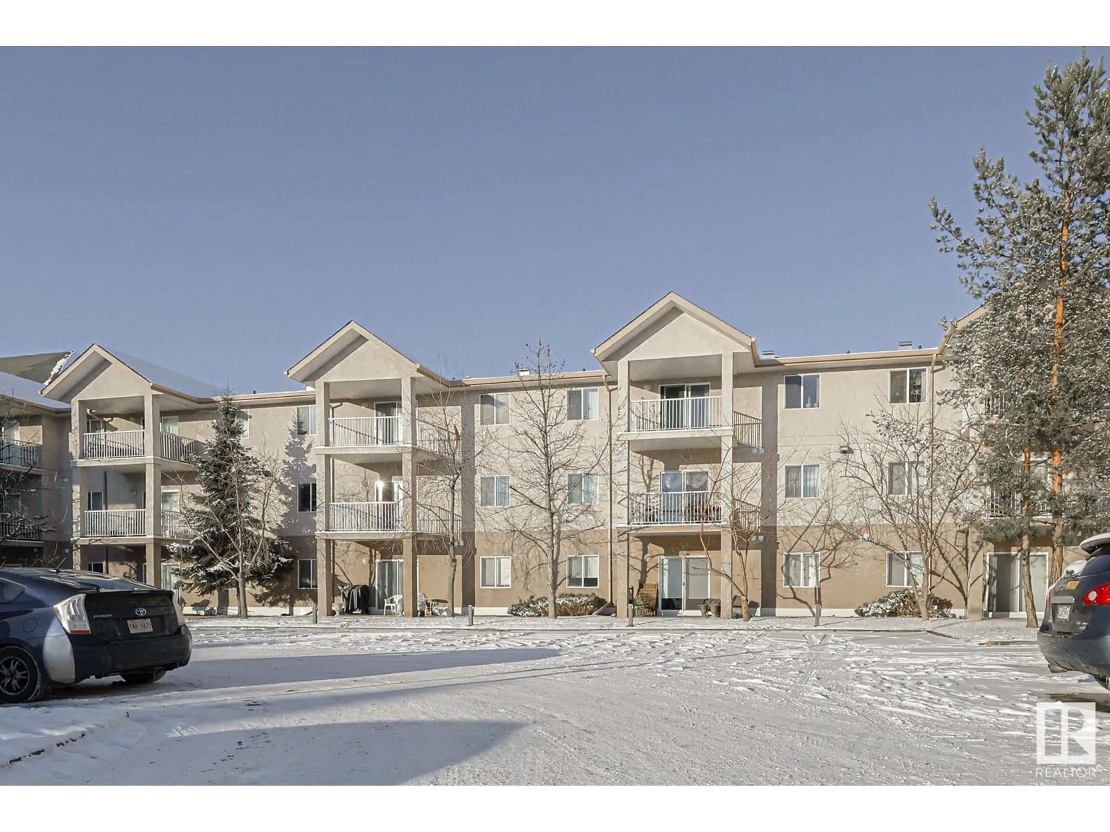 A pic from exterior of the house or condo, the front or back of building for #109 16221 95 ST NW, Edmonton Alberta T5Z3V3