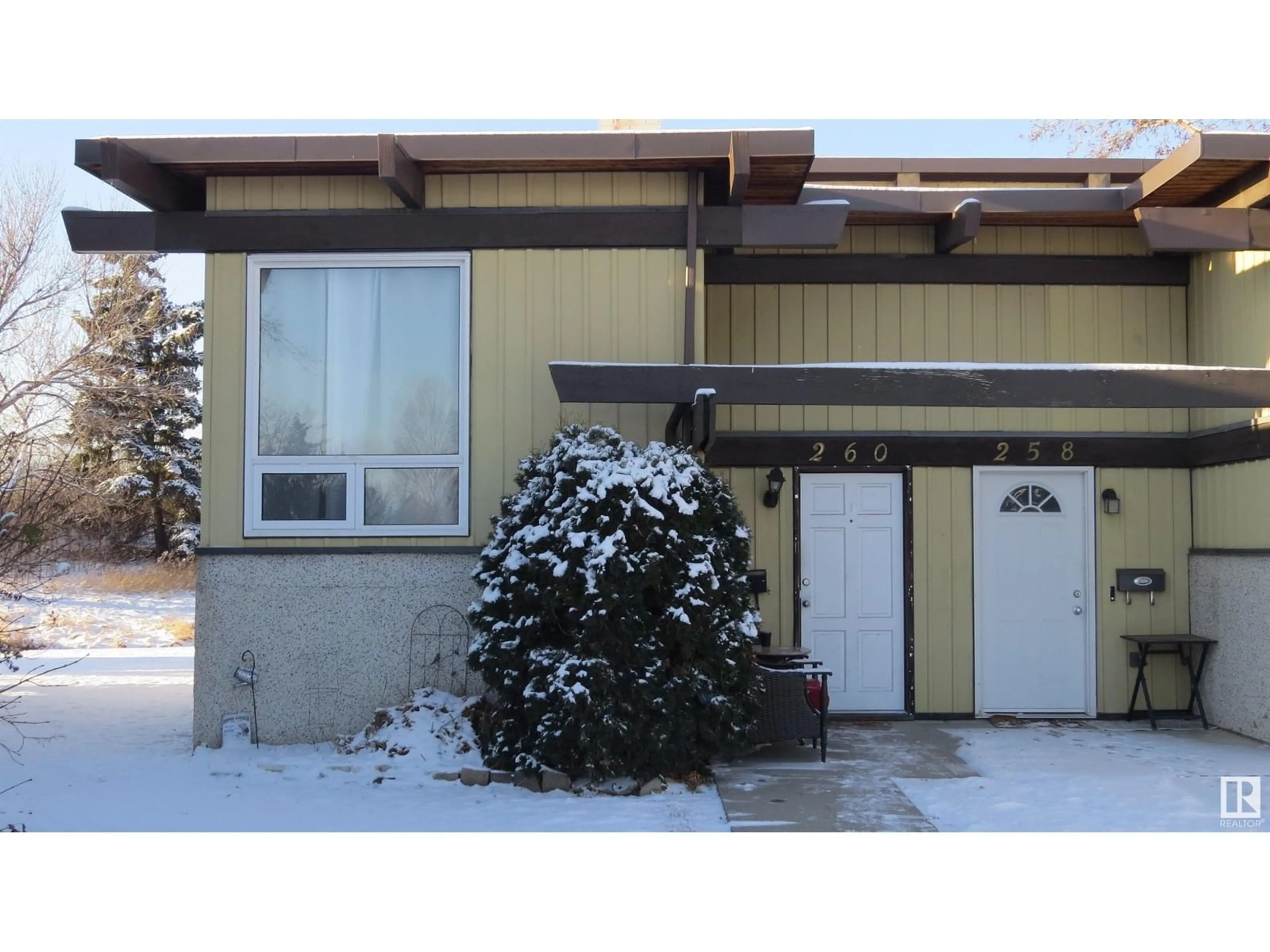 A pic from exterior of the house or condo, cottage for 260 Richfield RD NW NW, Edmonton Alberta T6K0K4