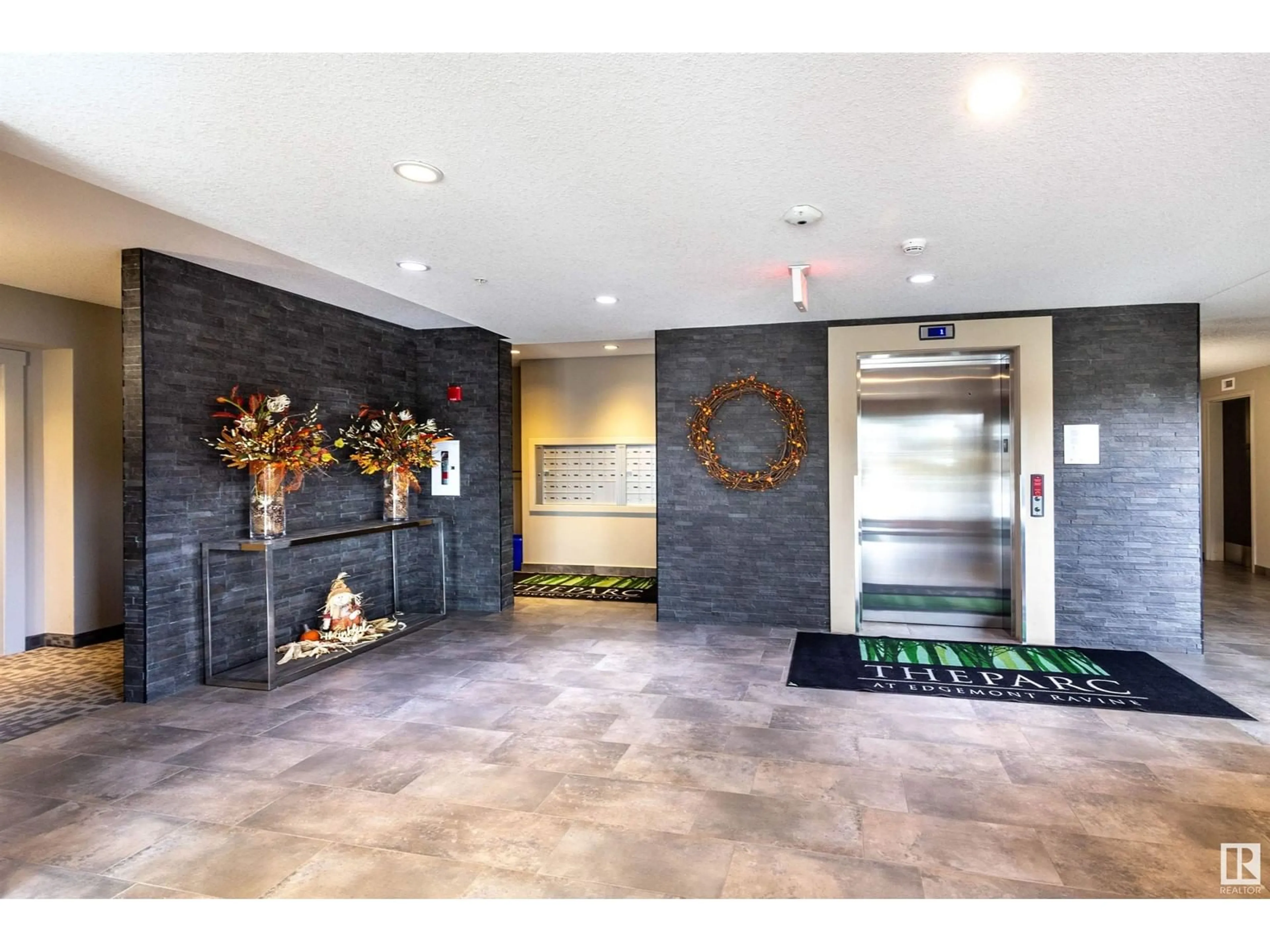 Indoor lobby, ceramic floors for #408 5029 EDGEMONT BV NW, Edmonton Alberta T6M0S8