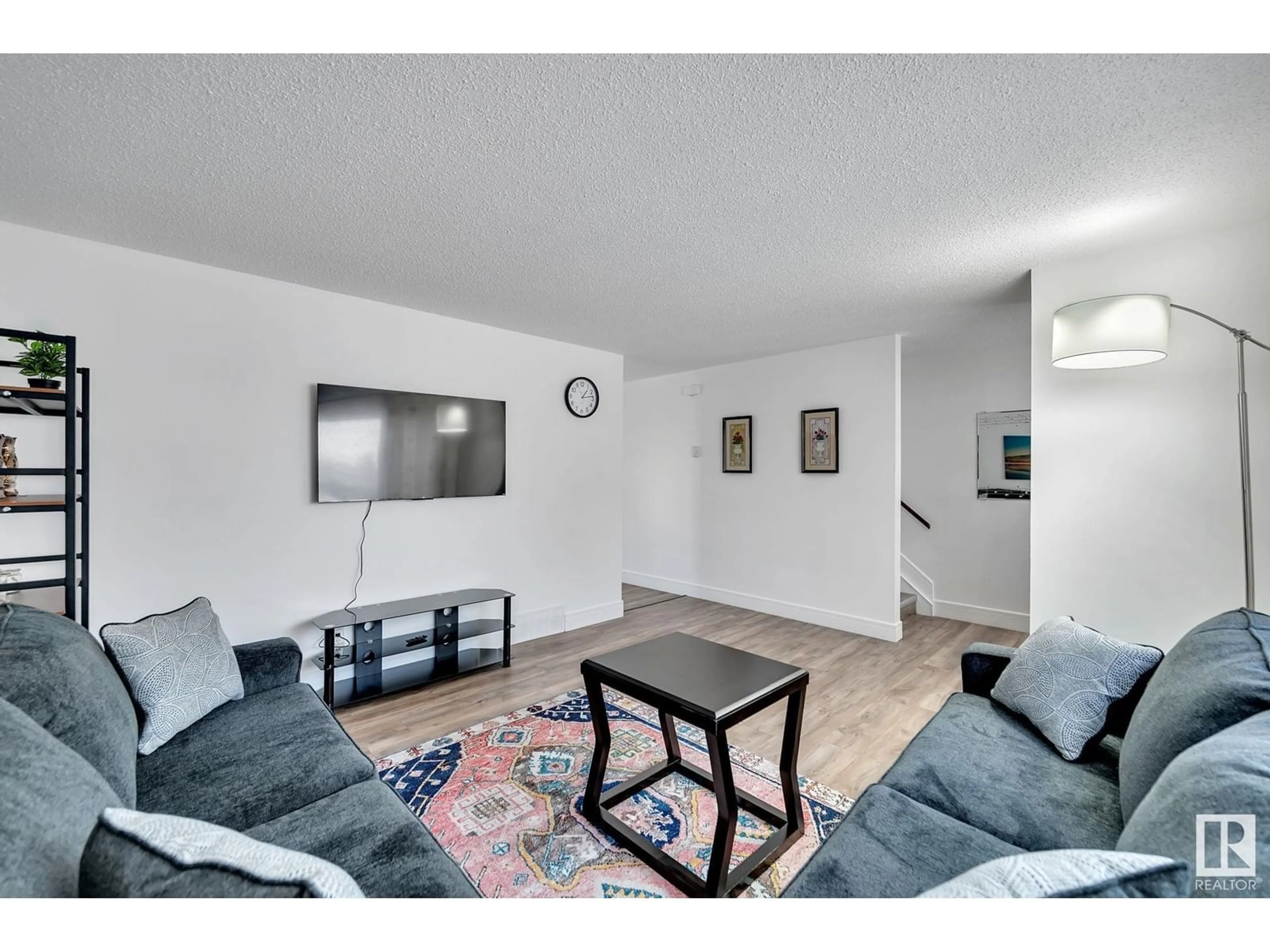 Living room, wood floors for 13213 95 ST NW, Edmonton Alberta T5E3Y2