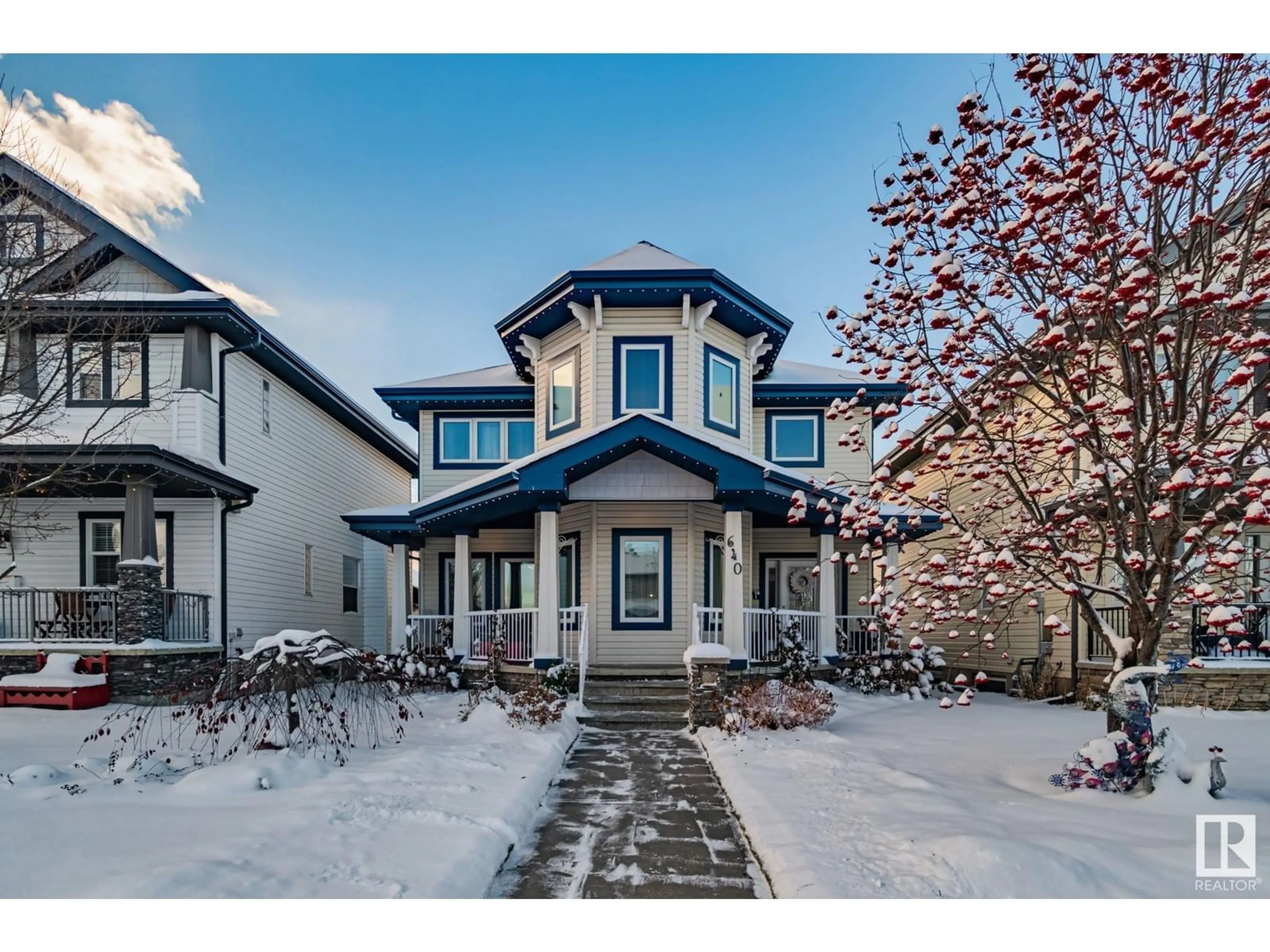 Frontside or backside of a home, the street view for 640 CRIMSON DR, Sherwood Park Alberta T8H0B2