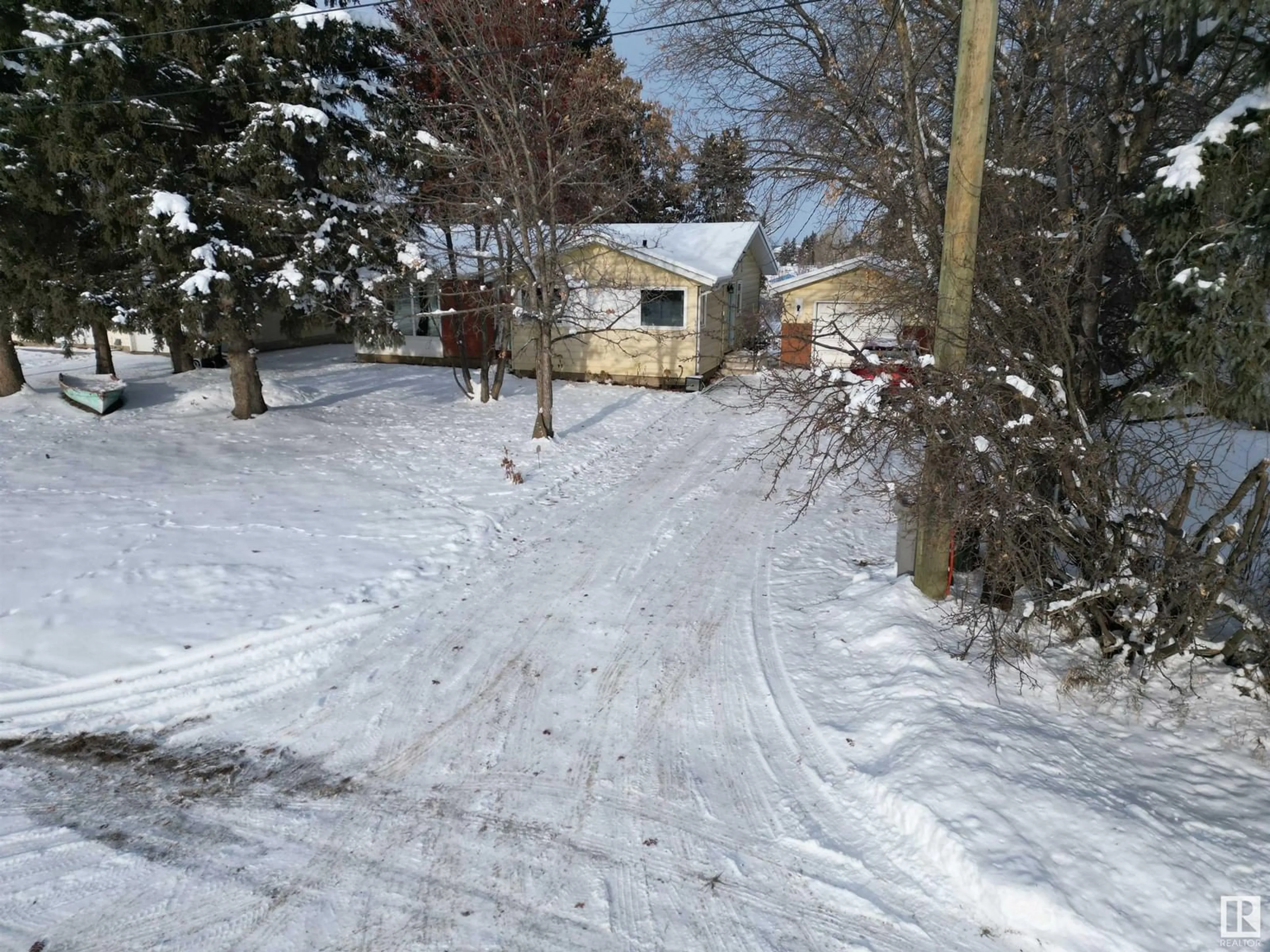 Frontside or backside of a home, the street view for 5011 47 AV, Stony Plain Alberta T7Z1L6