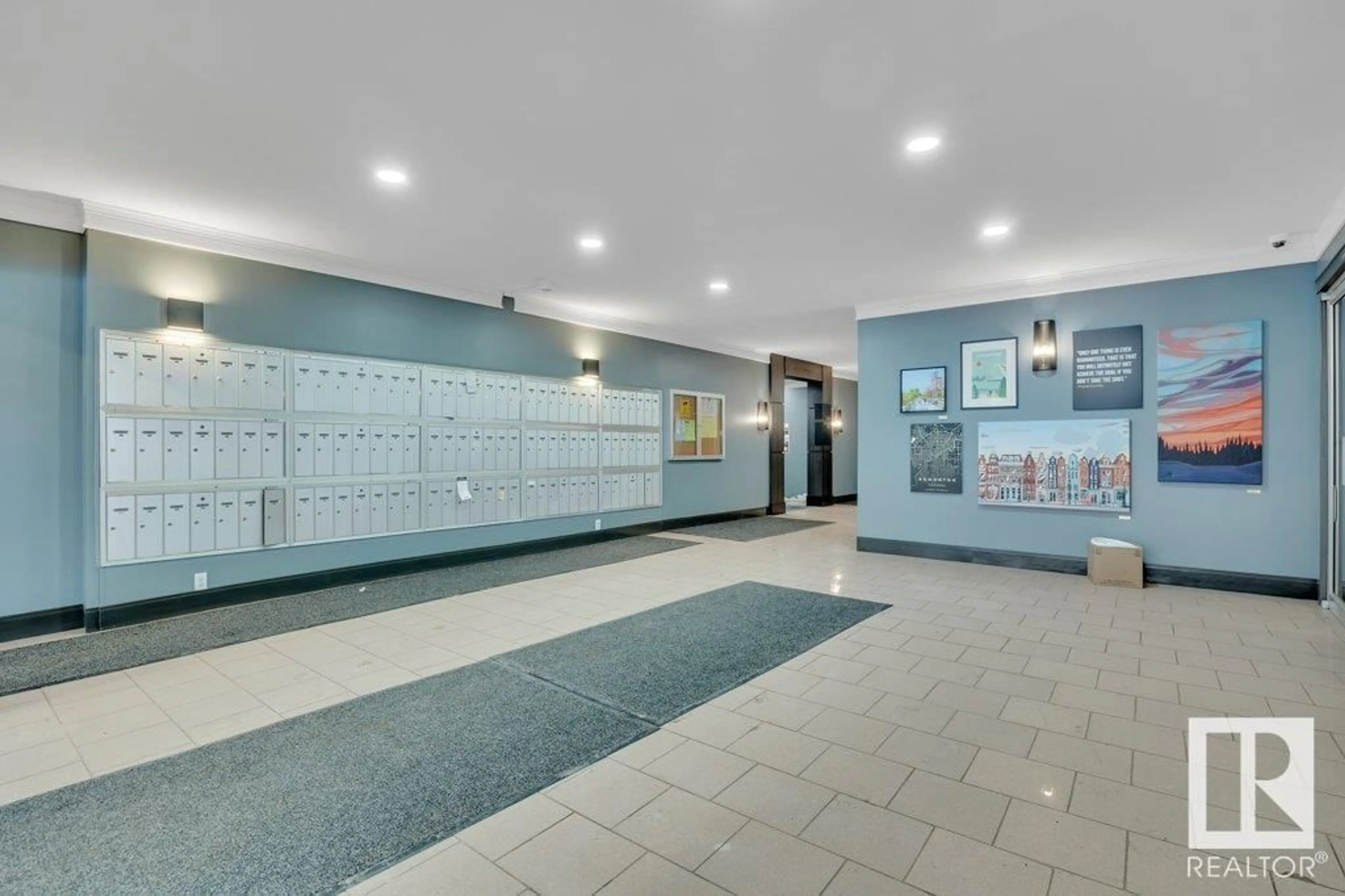 Indoor lobby, ceramic floors for #404 11025 JASPER AV NW, Edmonton Alberta T5K0K7