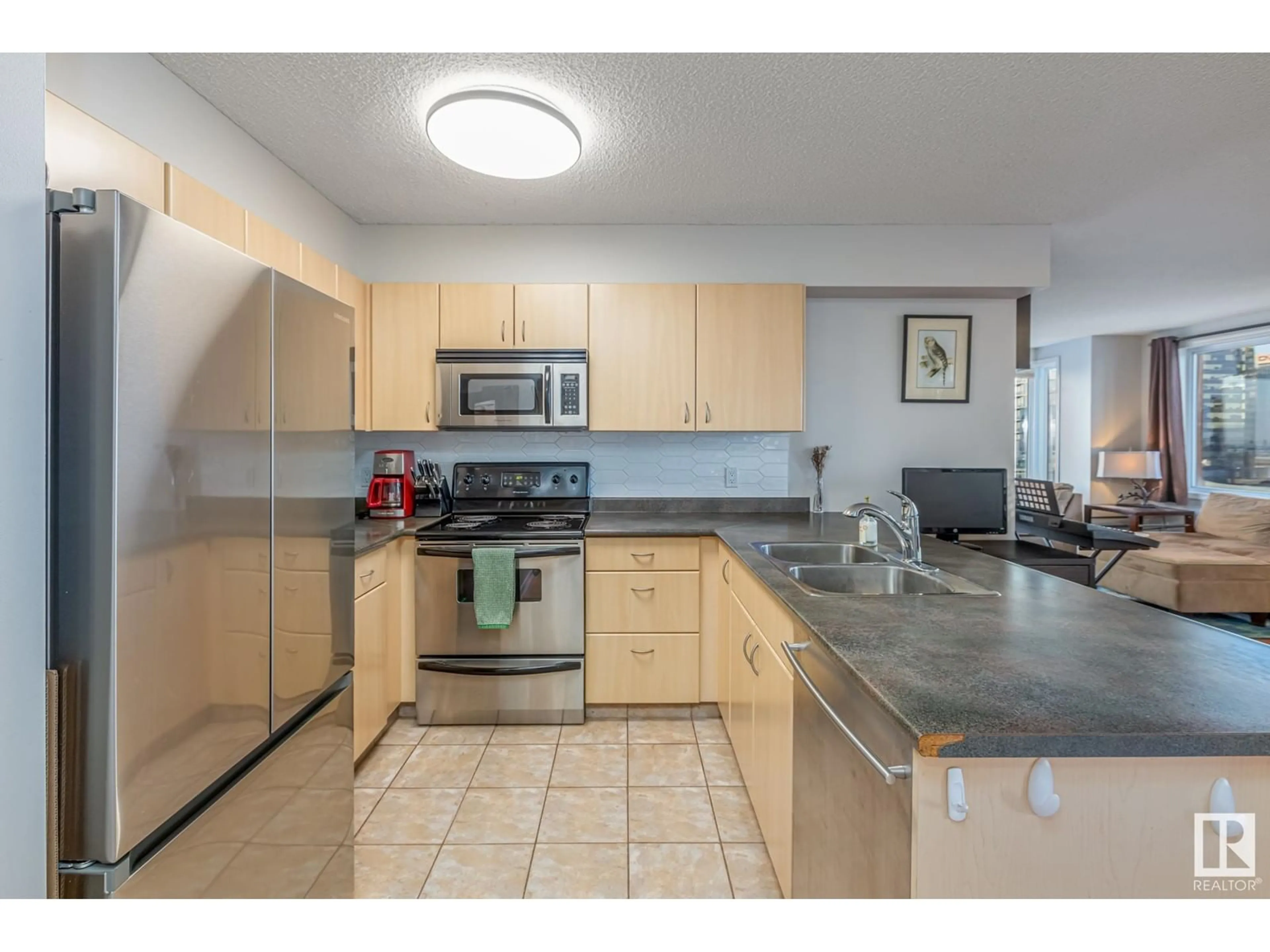 Standard kitchen for #1407 10180 104 ST NW, Edmonton Alberta T5J1A7