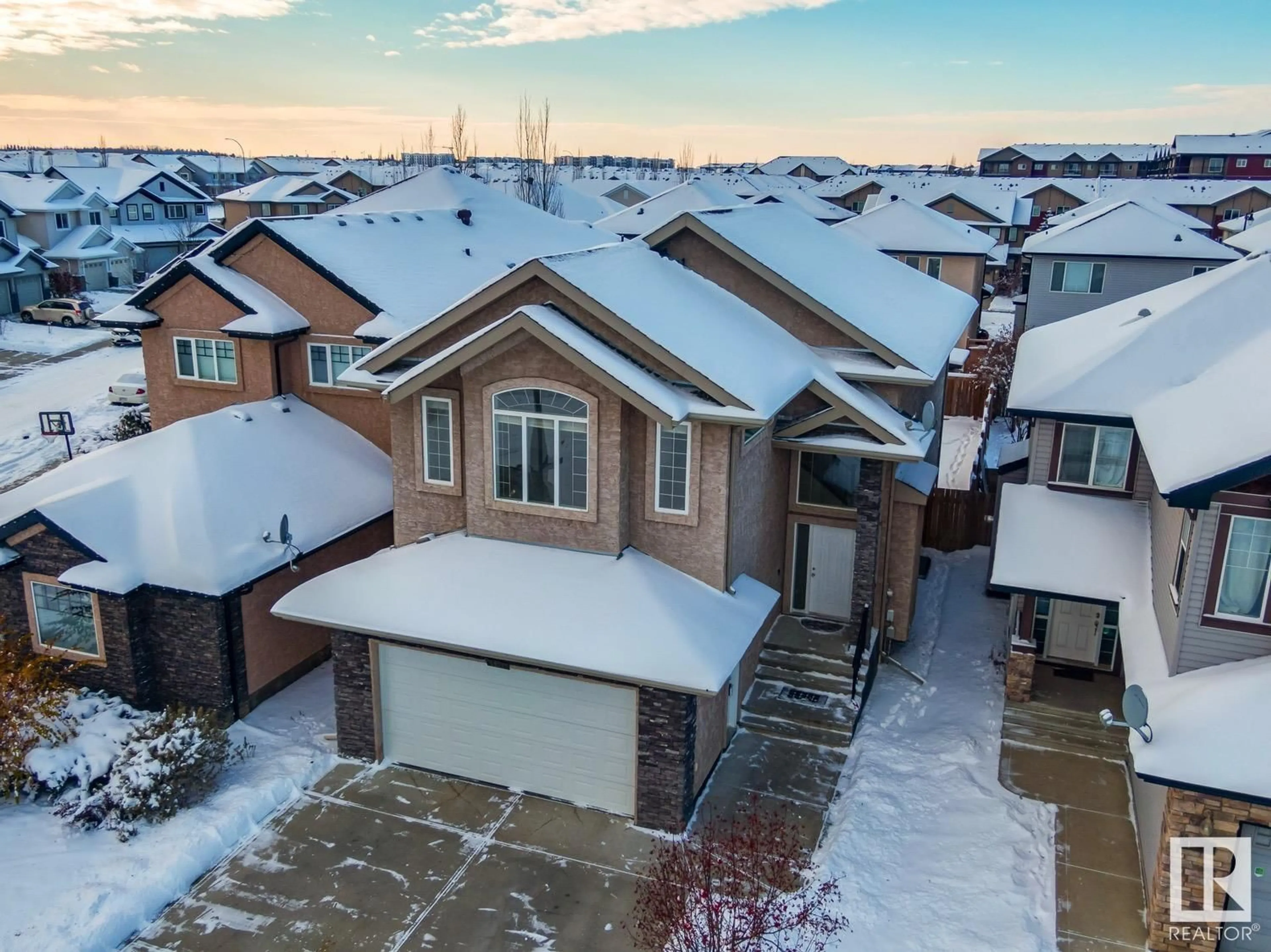 A pic from exterior of the house or condo, the street view for 1268 CUNNINGHAM DR SW, Edmonton Alberta T6W0R7