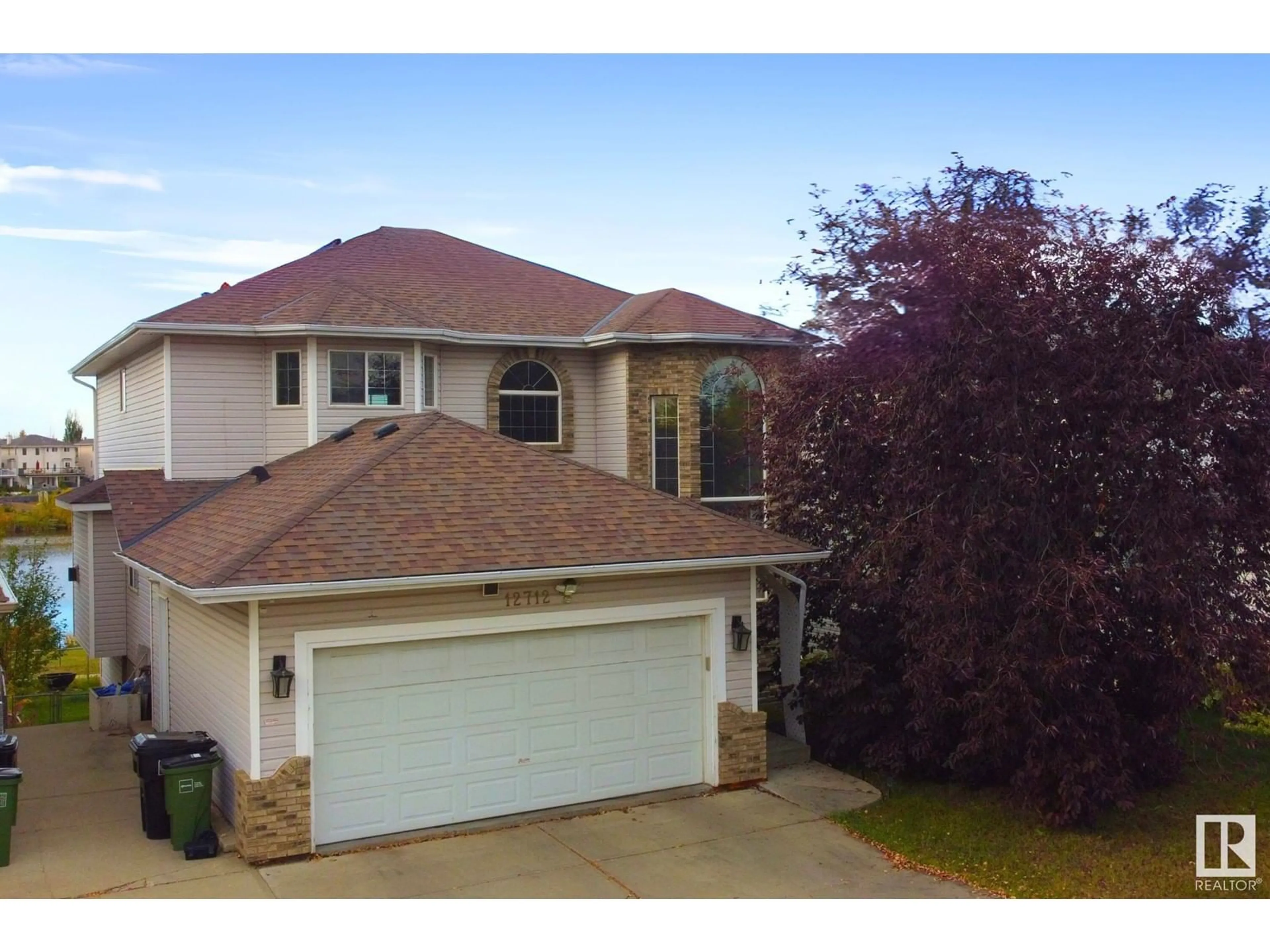 Frontside or backside of a home, the street view for 12712 HUDSON WY NW, Edmonton Alberta T6V1W6