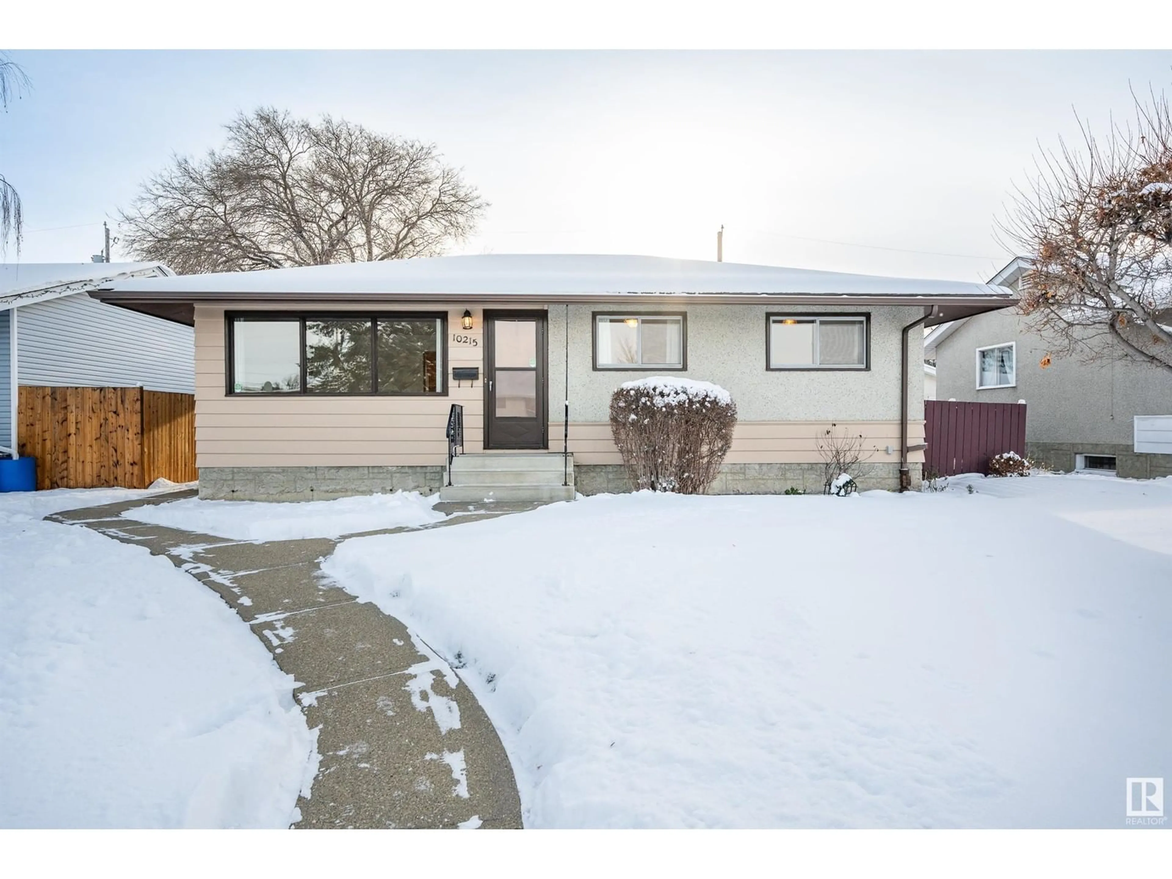 Frontside or backside of a home for 10215 136 AV NW NW, Edmonton Alberta T5E1V9