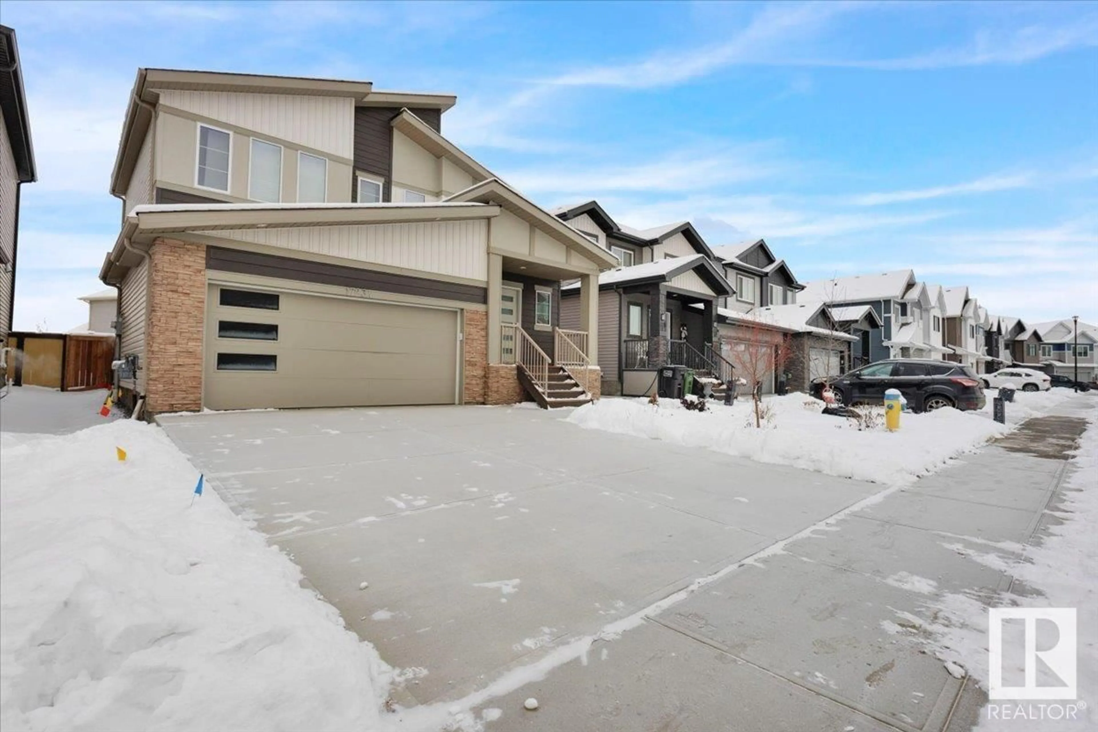 A pic from exterior of the house or condo, the street view for 17234 9 AV SW, Edmonton Alberta T6W3V4