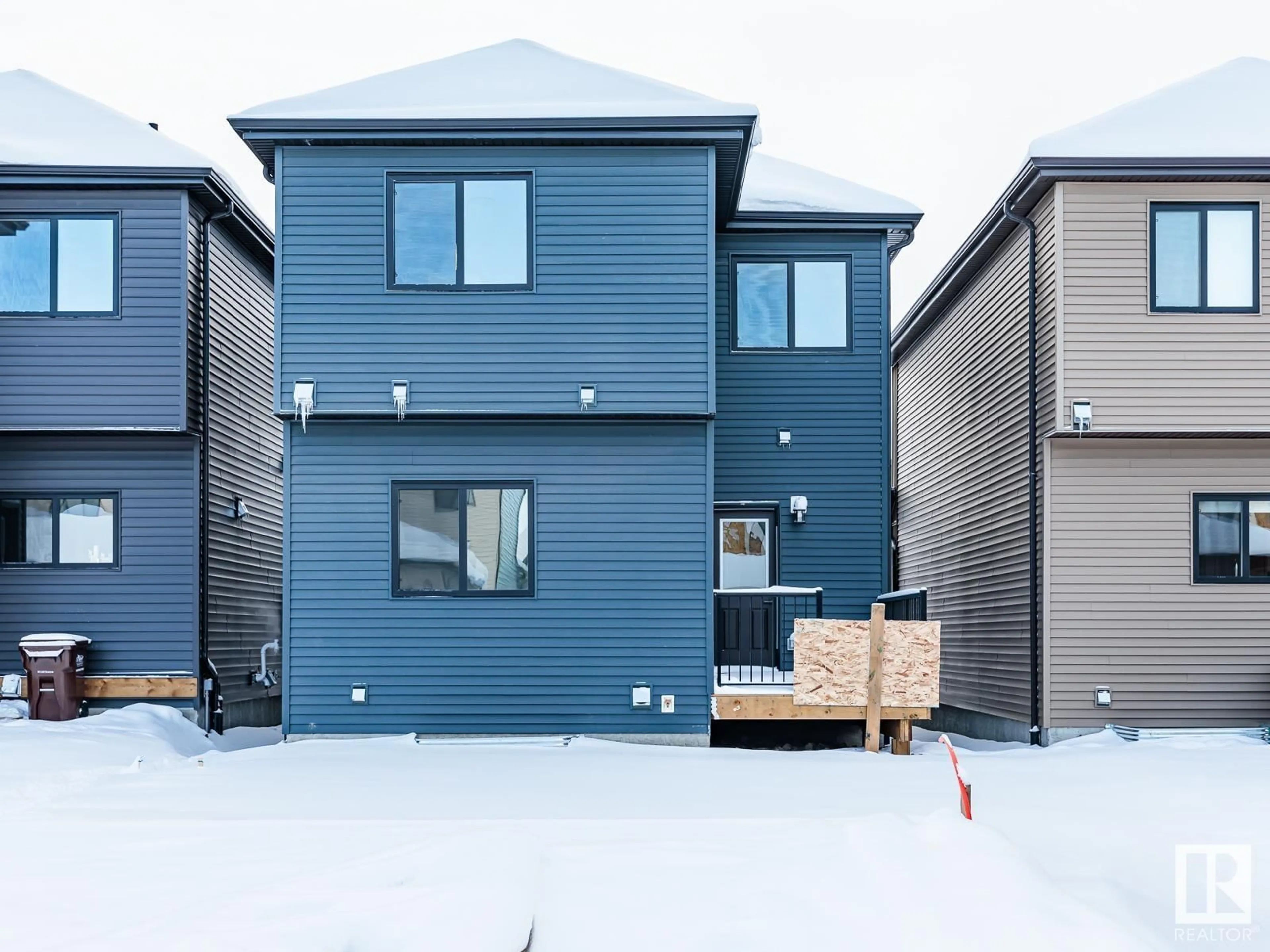 Frontside or backside of a home, the fenced backyard for 26 CHAMBERY CR, St. Albert Alberta T8T2C5