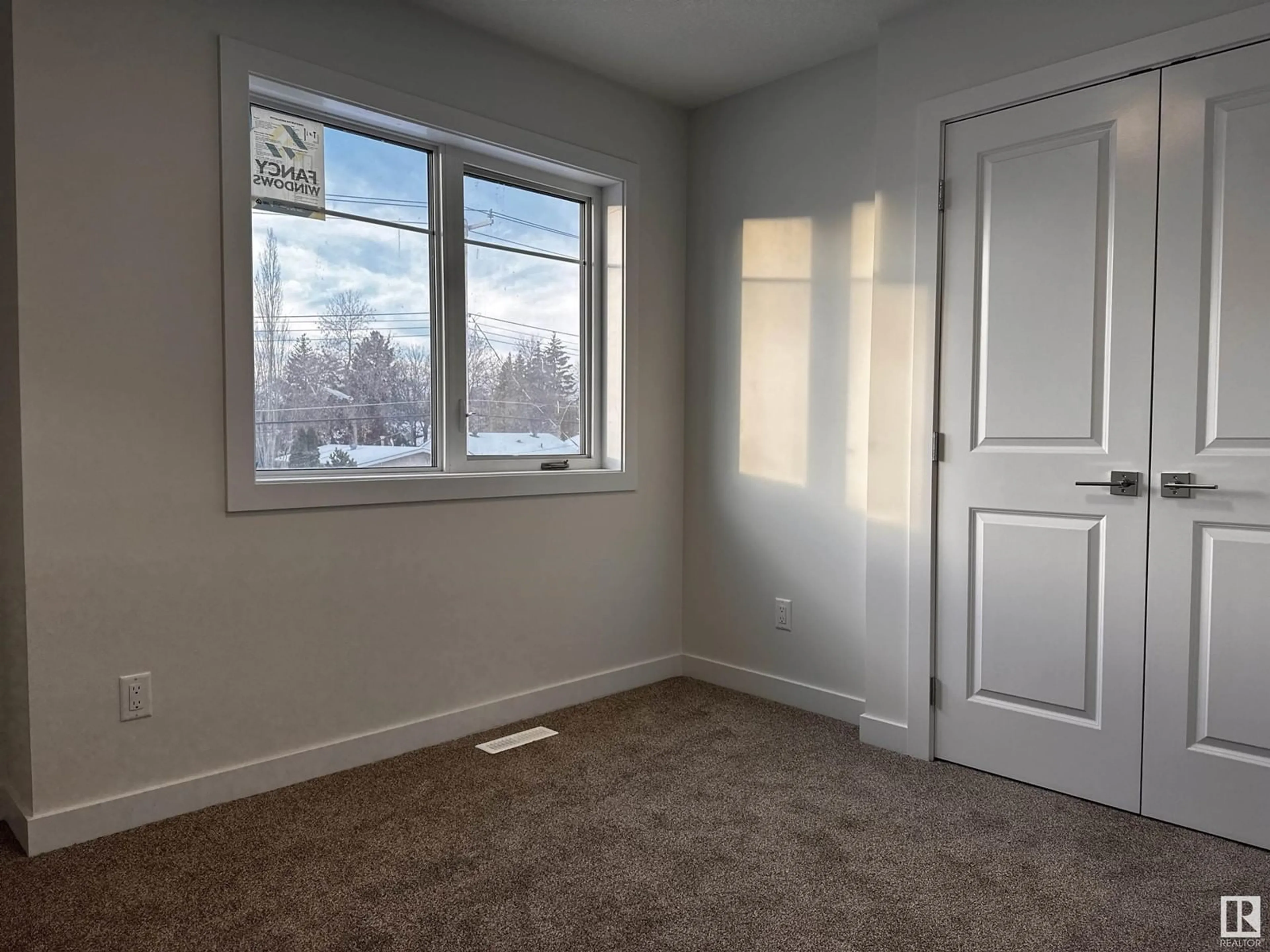 A pic of a room, unknown floor for 10446 142 ST NW, Edmonton Alberta T5N2P2