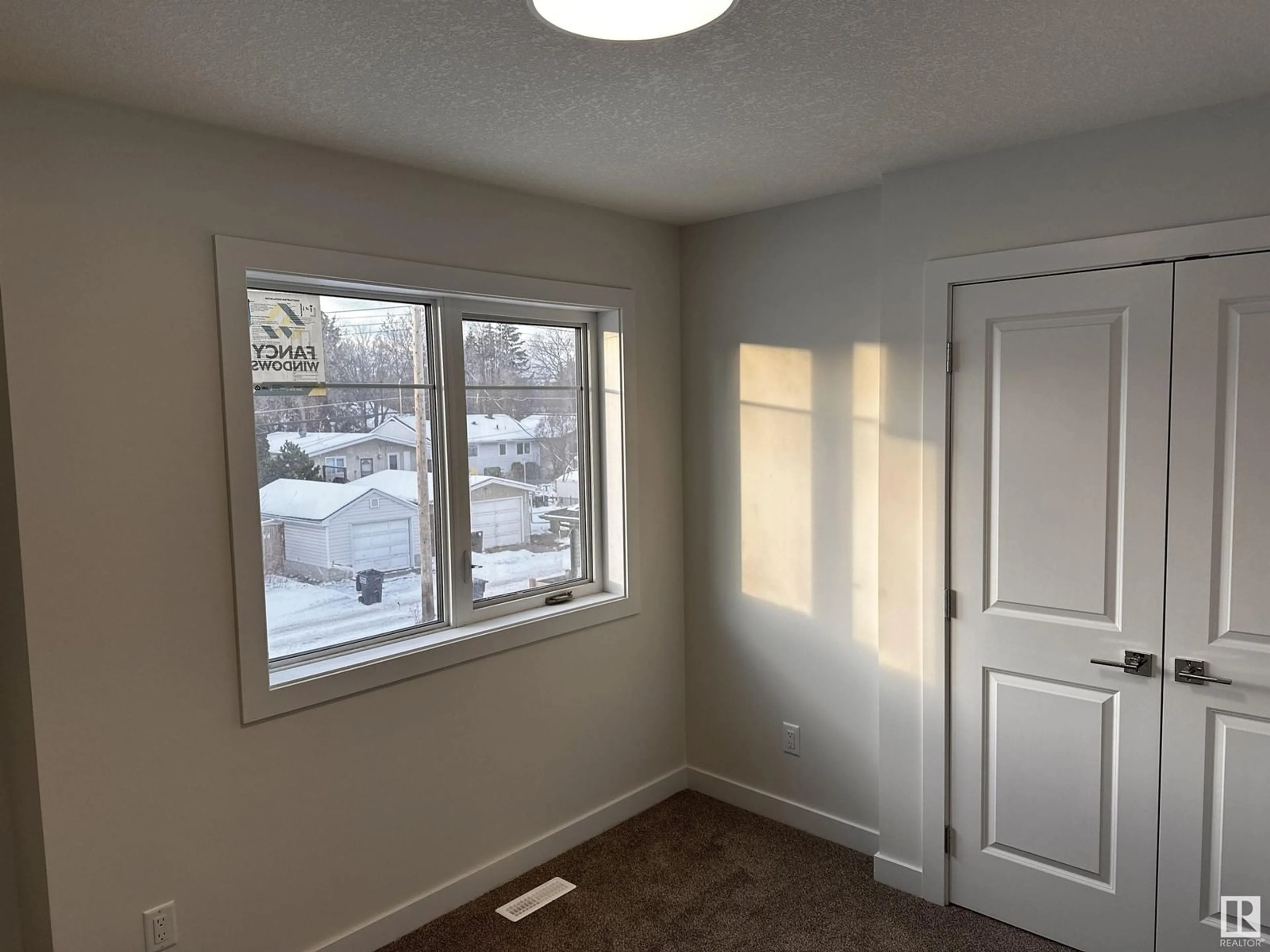 A pic of a room, unknown floor for 10446 142 ST NW, Edmonton Alberta T5N2P2