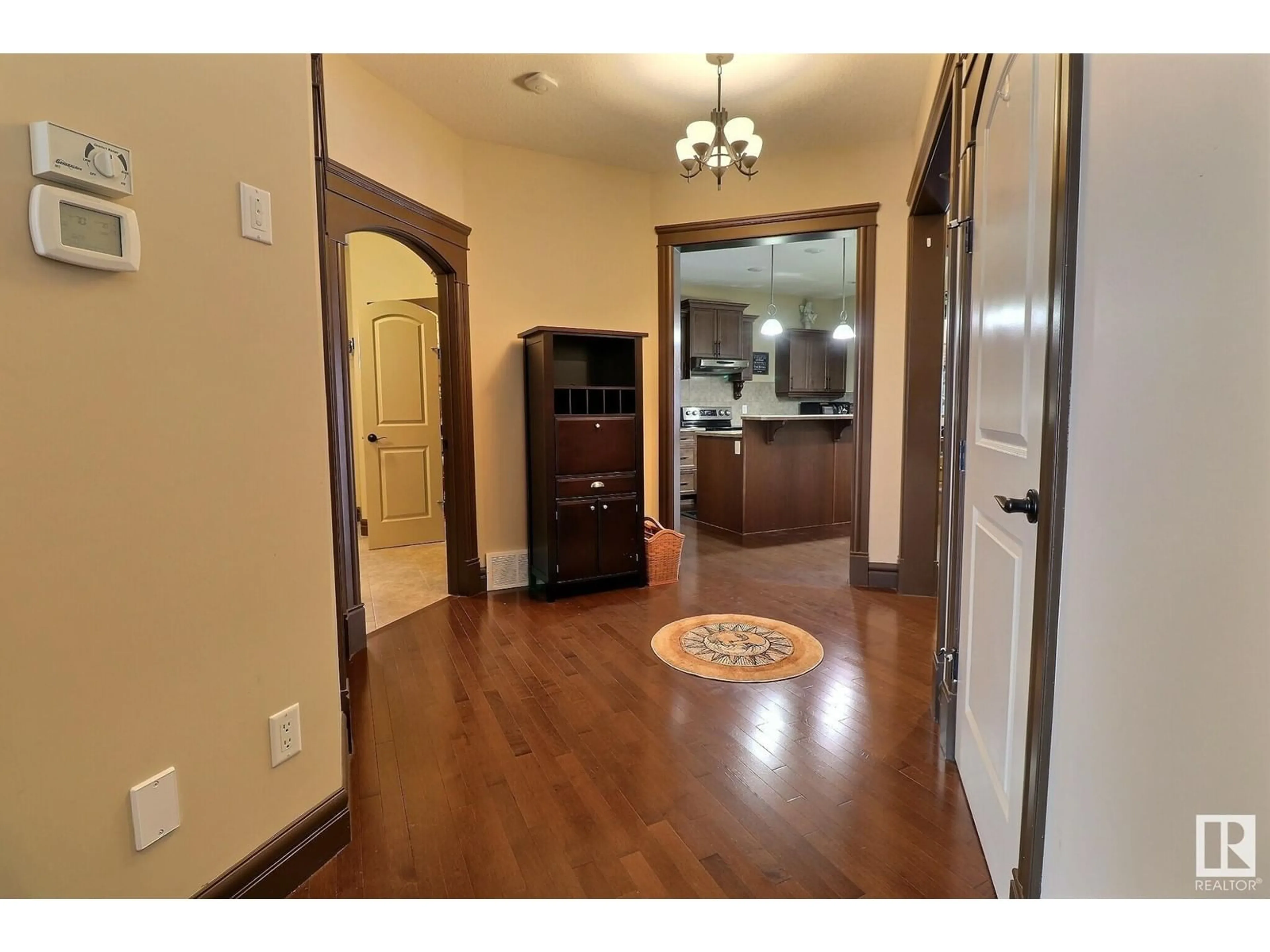 Indoor entryway, wood floors for 5315 SUNVIEW LN, Sherwood Park Alberta T8H0K4